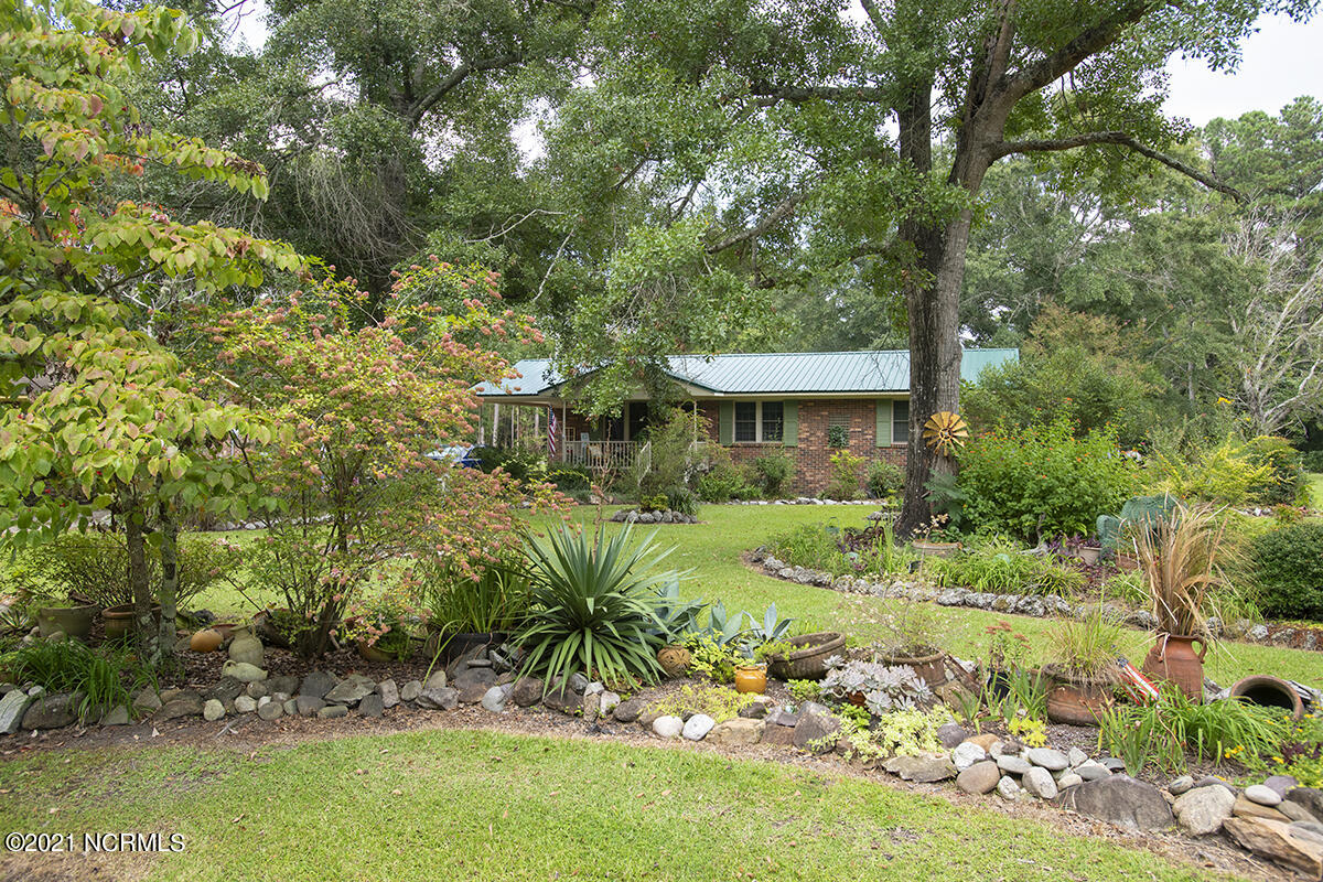 344 Russells Creek Road Property Photo 2