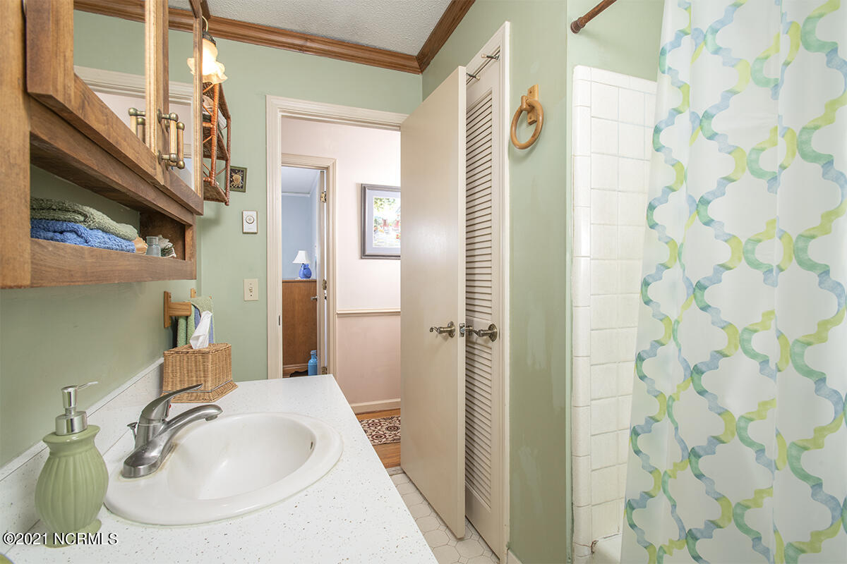 344 Russells Creek Road Property Photo 15