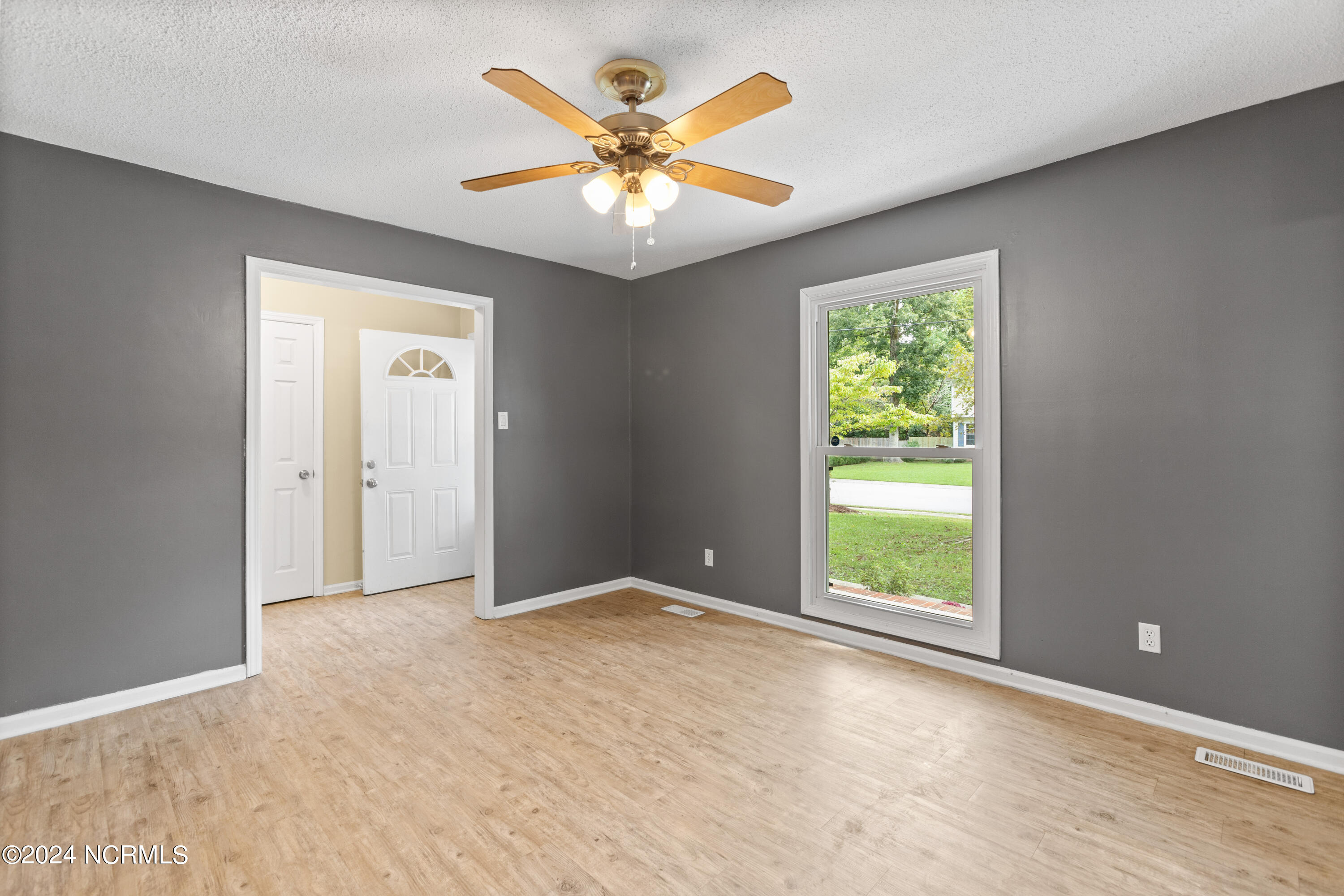503 Dewitt Street Property Photo 6