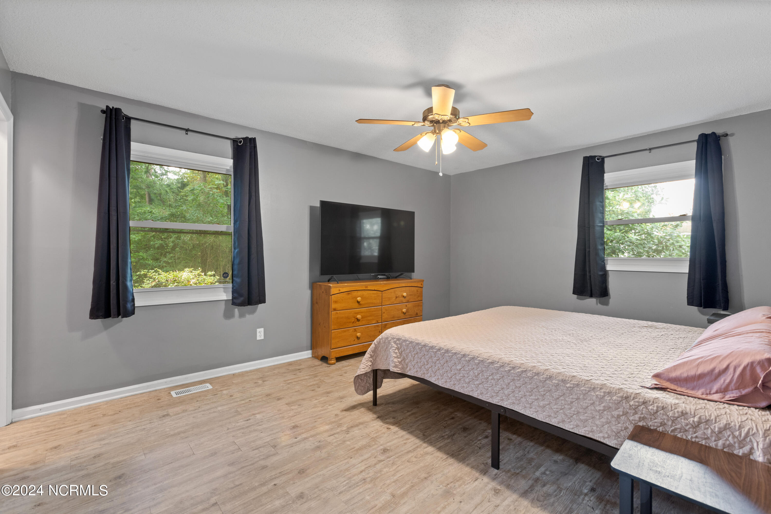503 Dewitt Street Property Photo 16