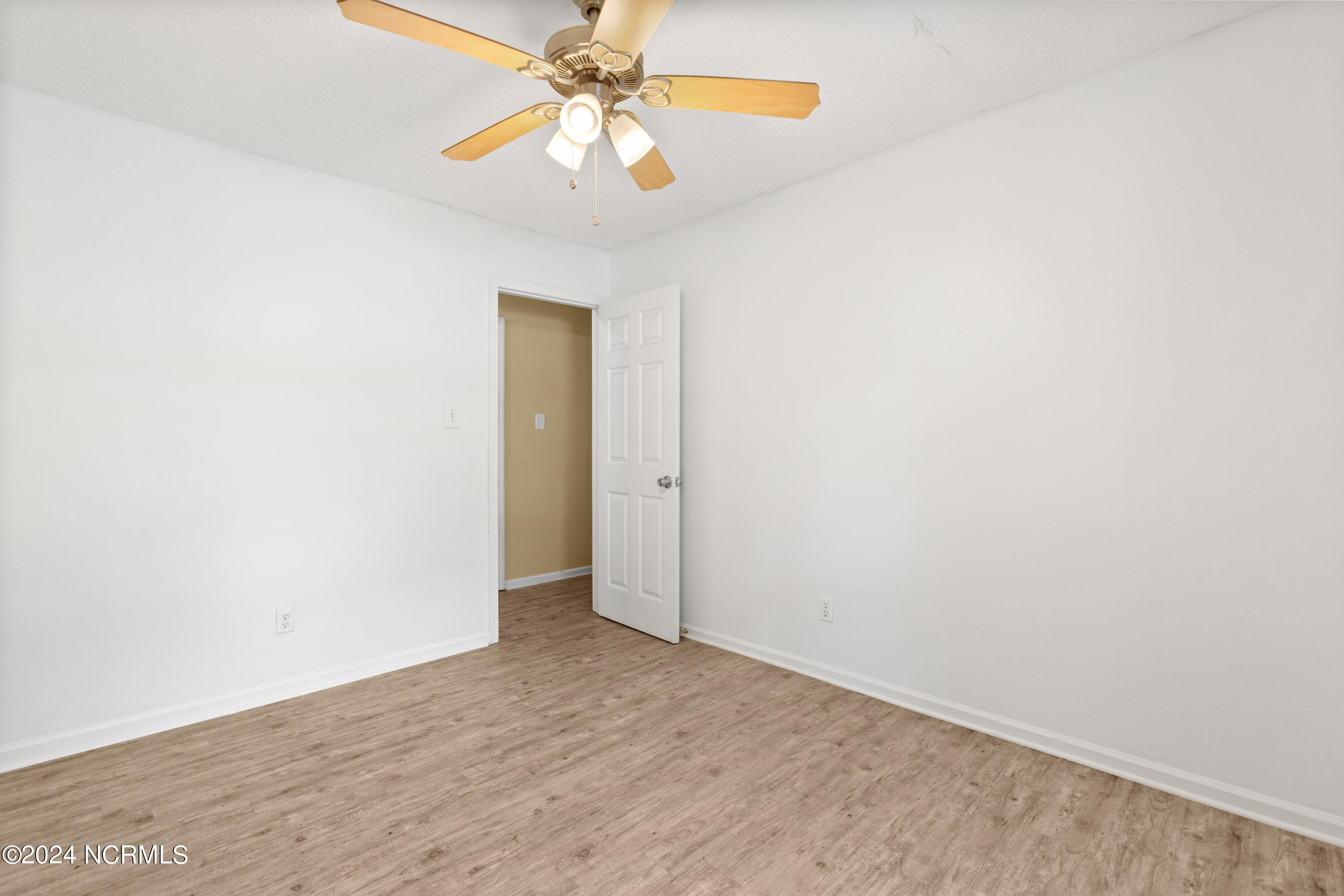 503 Dewitt Street Property Photo 20