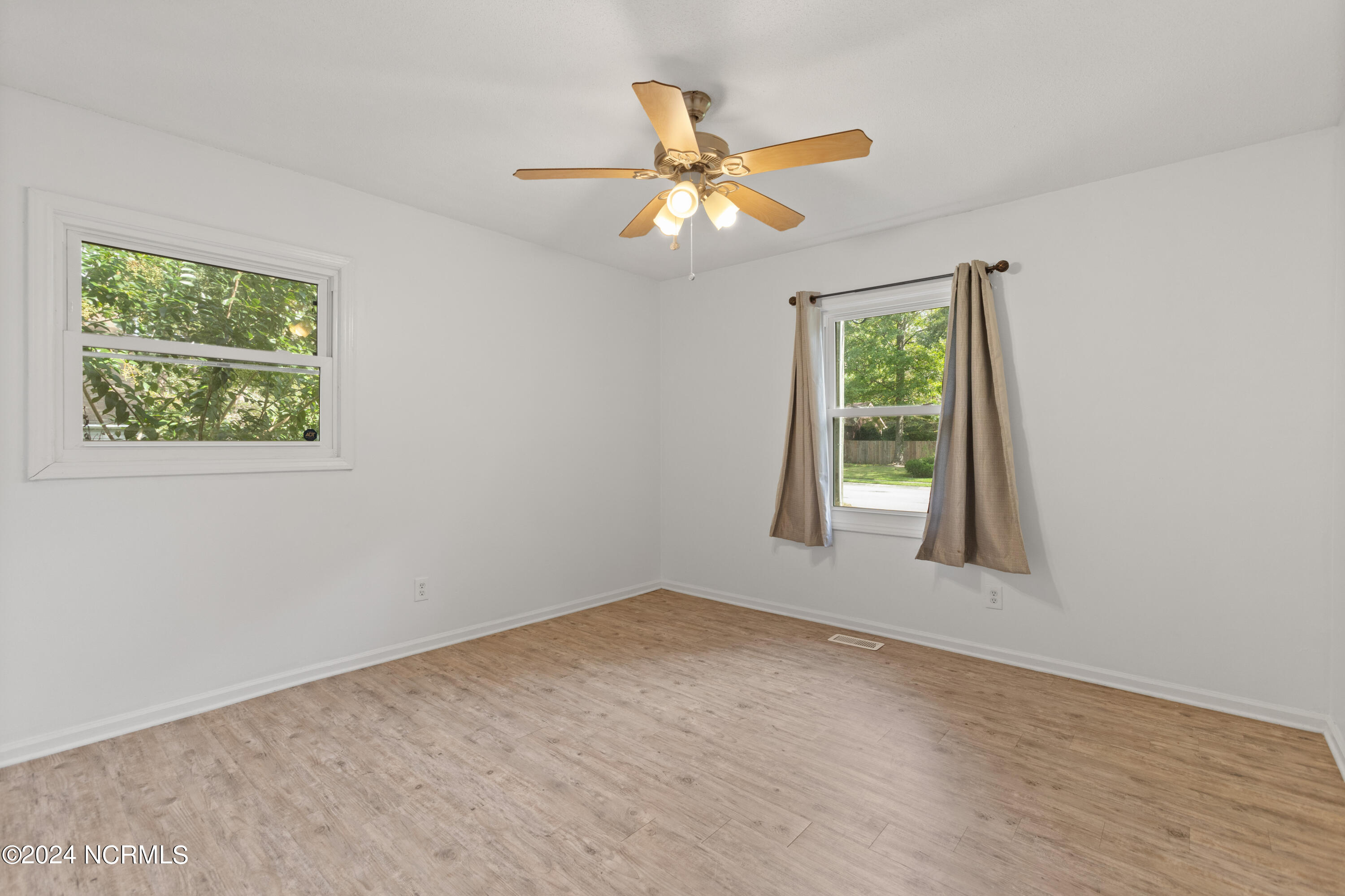 503 Dewitt Street Property Photo 23