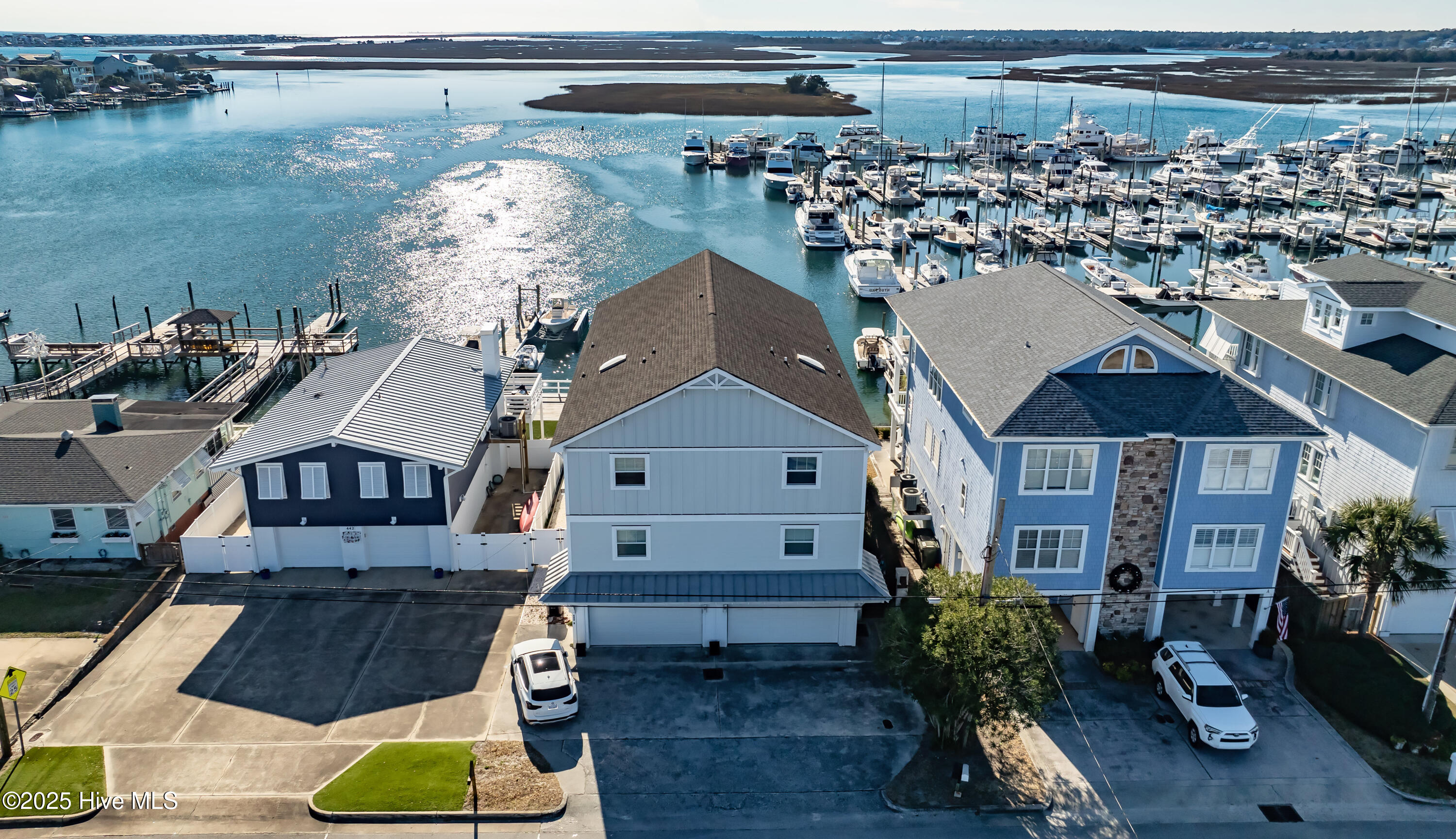 440 Causeway Drive B Property Photo 1