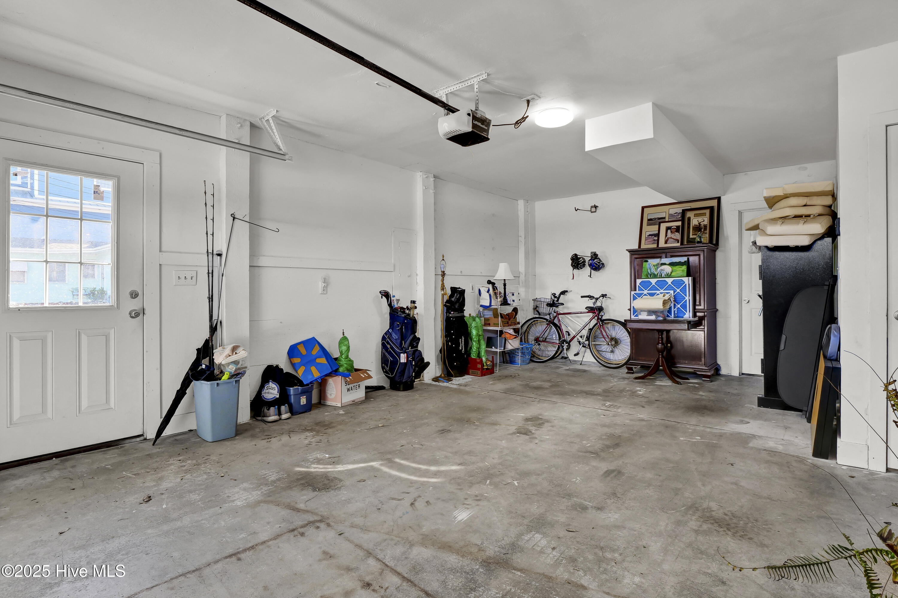 440 Causeway Drive B Property Photo 41