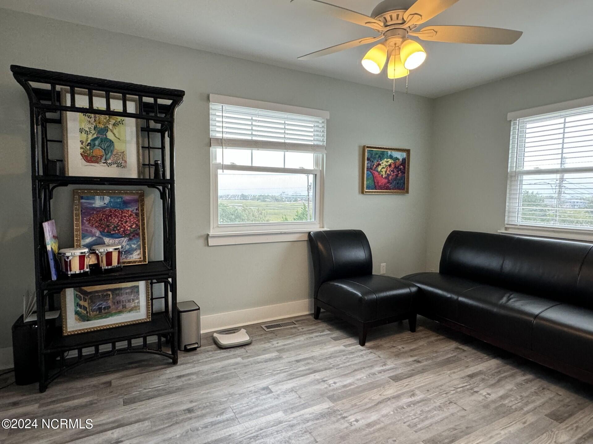 440 Causeway Drive B Property Photo 92