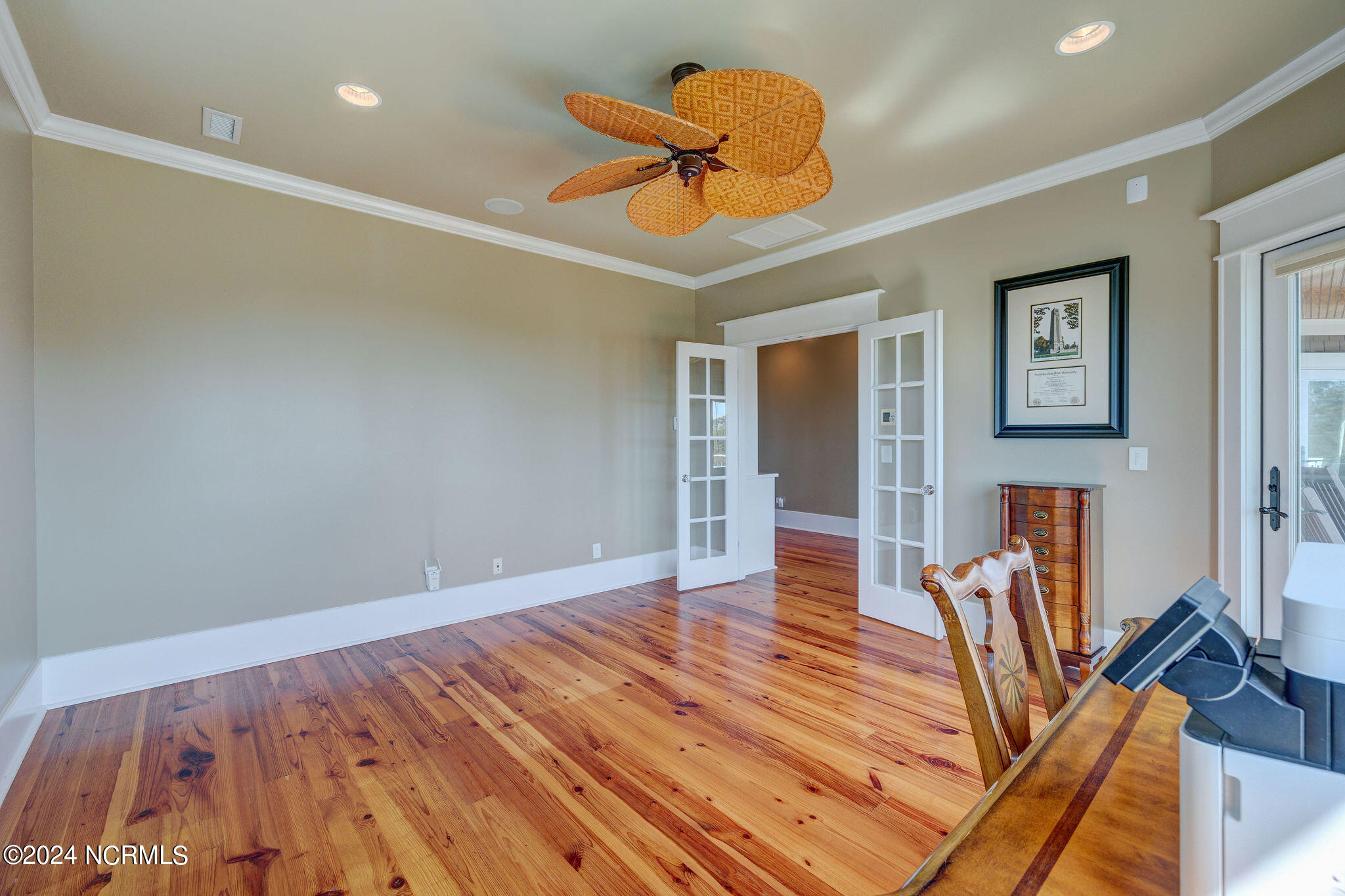 309 E Island View Drive Property Photo 62