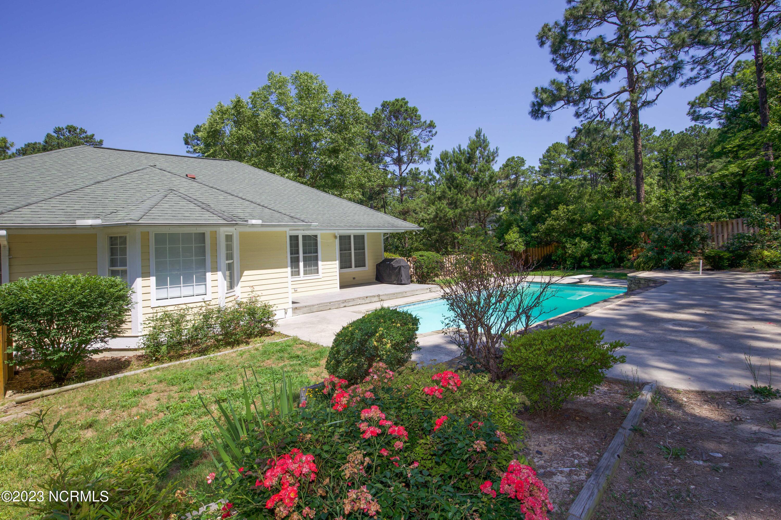 171 Boiling Springs Circle Property Photo 12