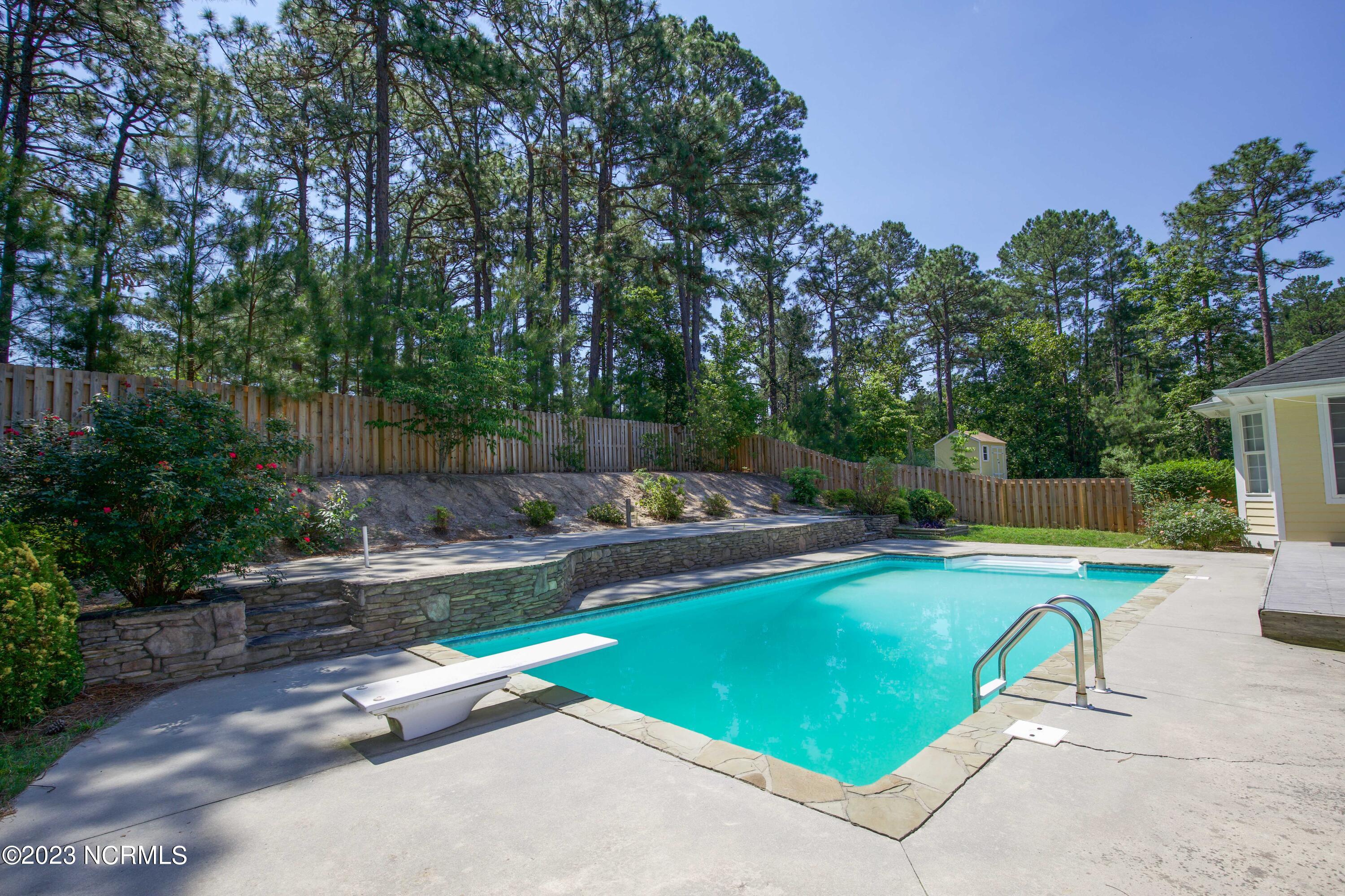 171 Boiling Springs Circle Property Photo 17