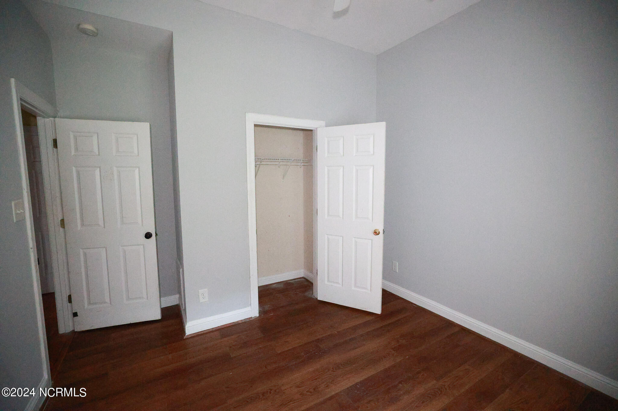 5014 Davis Road Property Photo 18