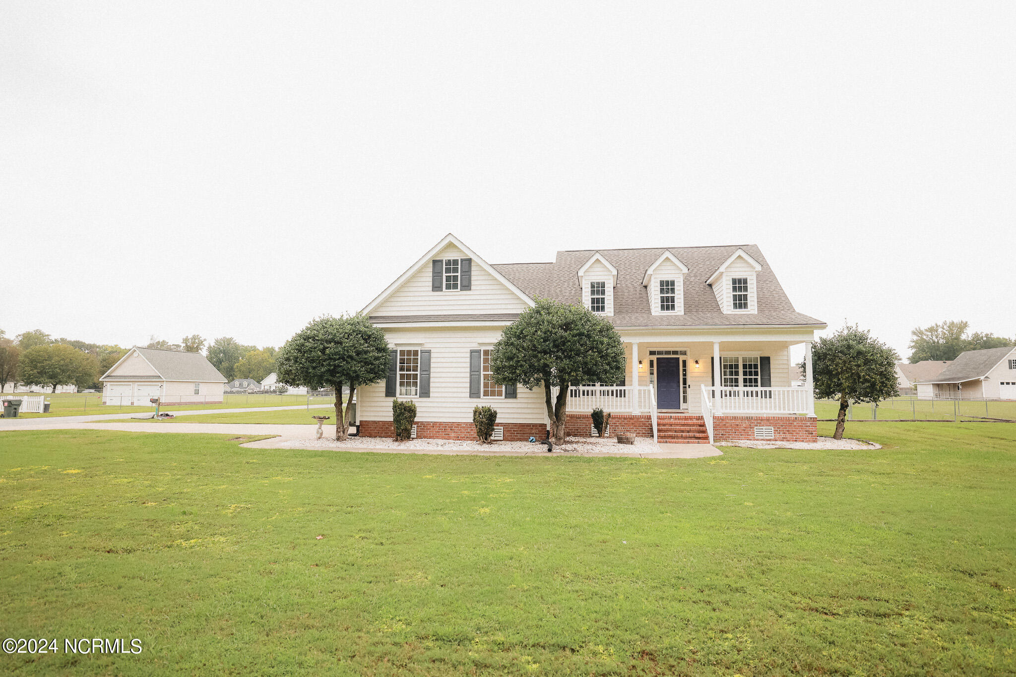 5014 Davis Road Property Photo 40