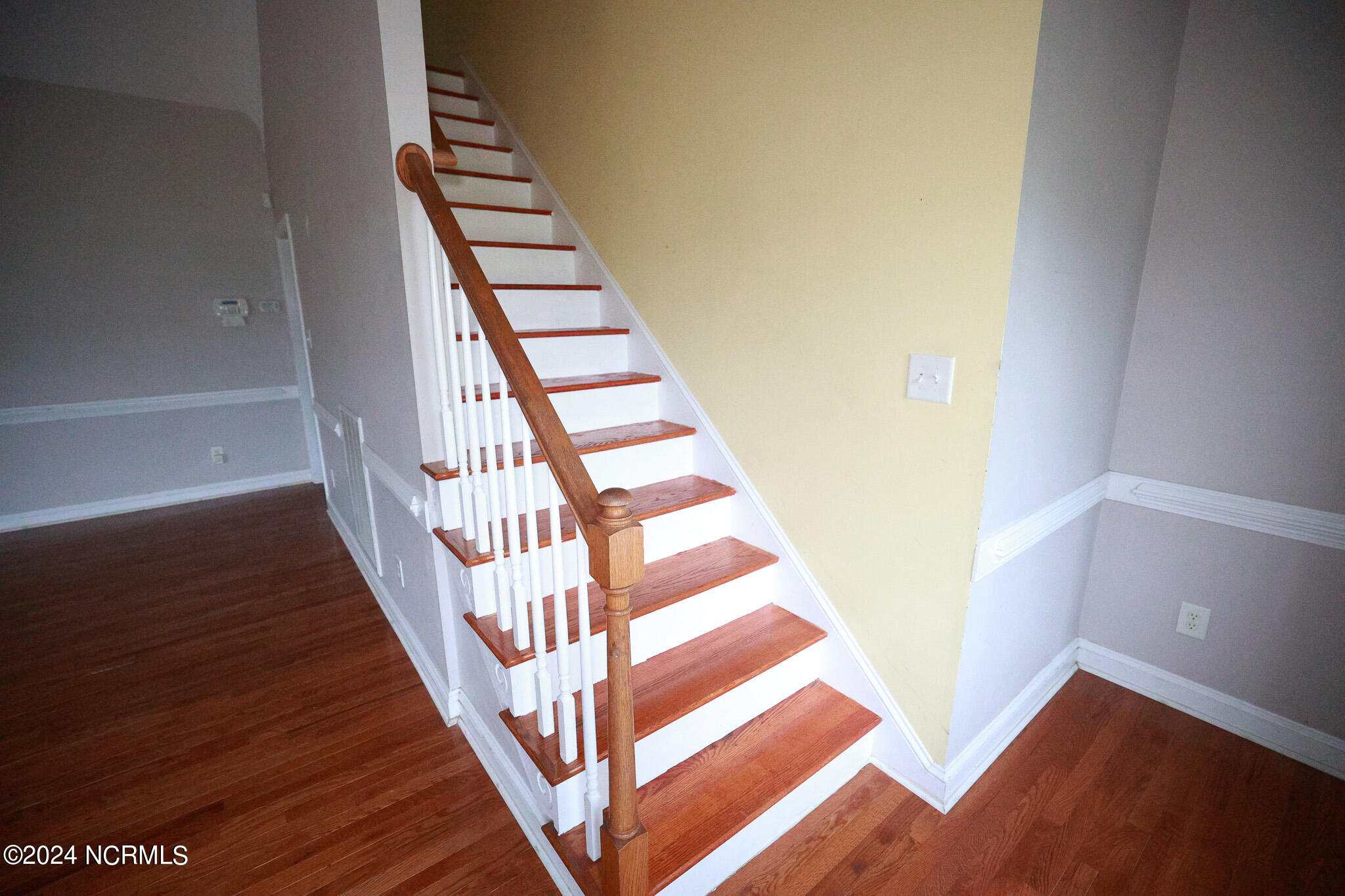 5014 Davis Road Property Photo 54