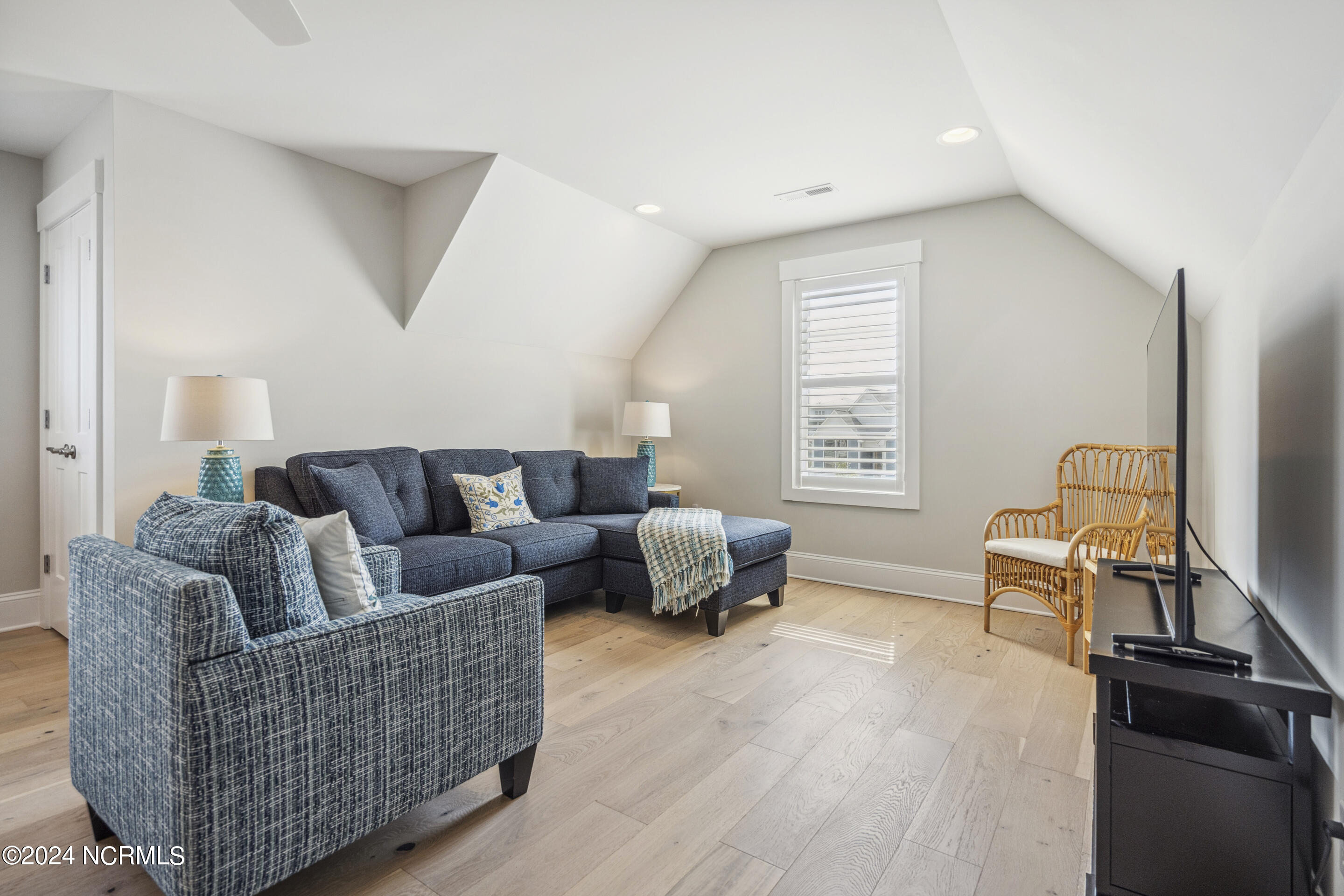 109 Kedleton Court Property Photo 38