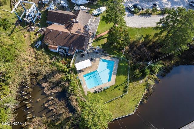 414 Whittaker Point Road E 5 Property Photo 12