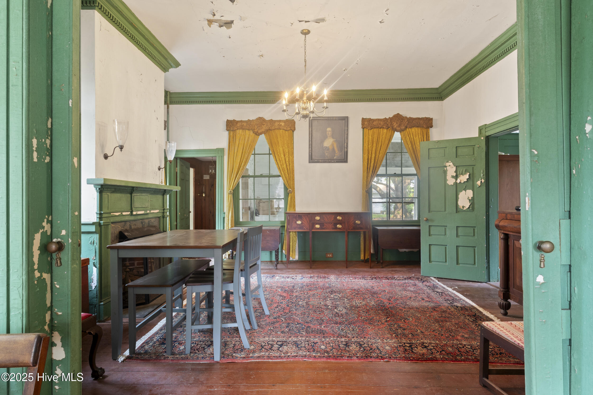 204 S Road Street Property Photo 16