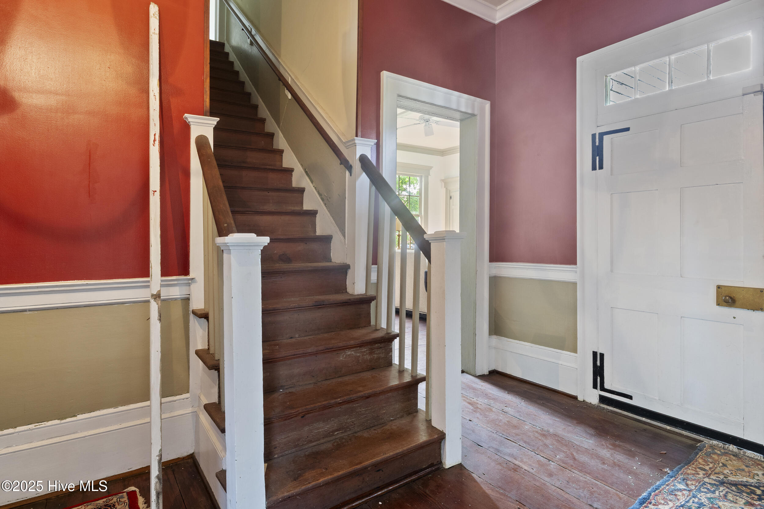 204 S Road Street Property Photo 25