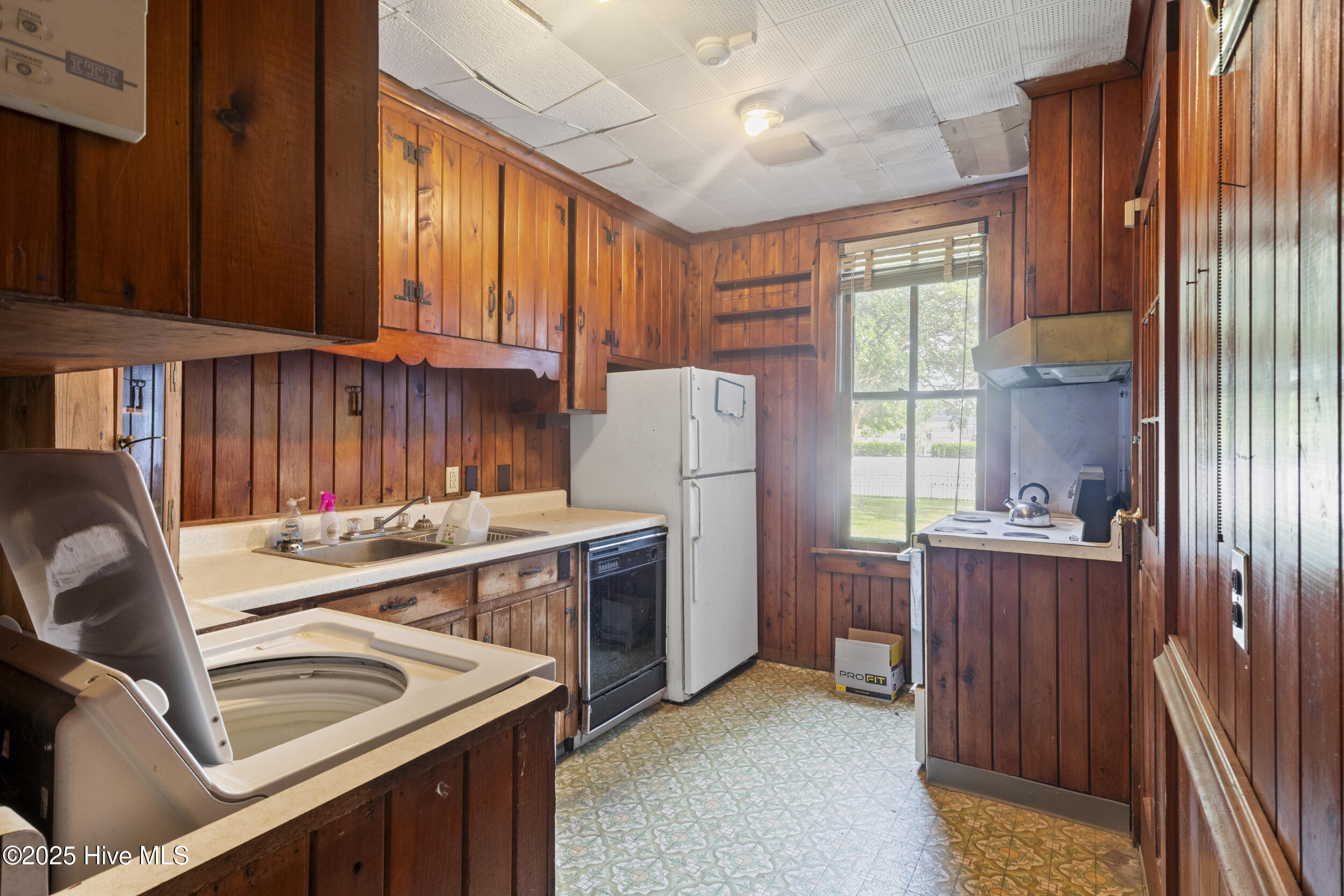 204 S Road Street Property Photo 26