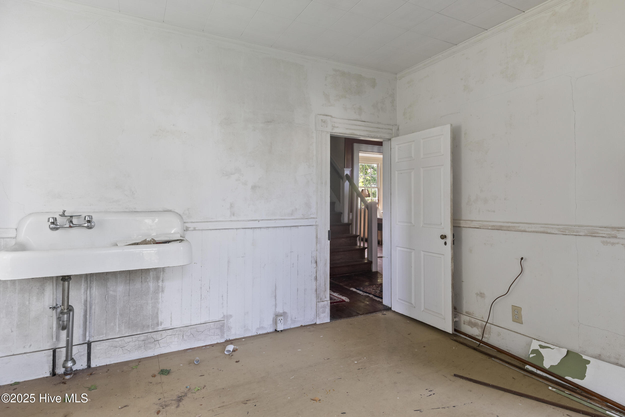 204 S Road Street Property Photo 29