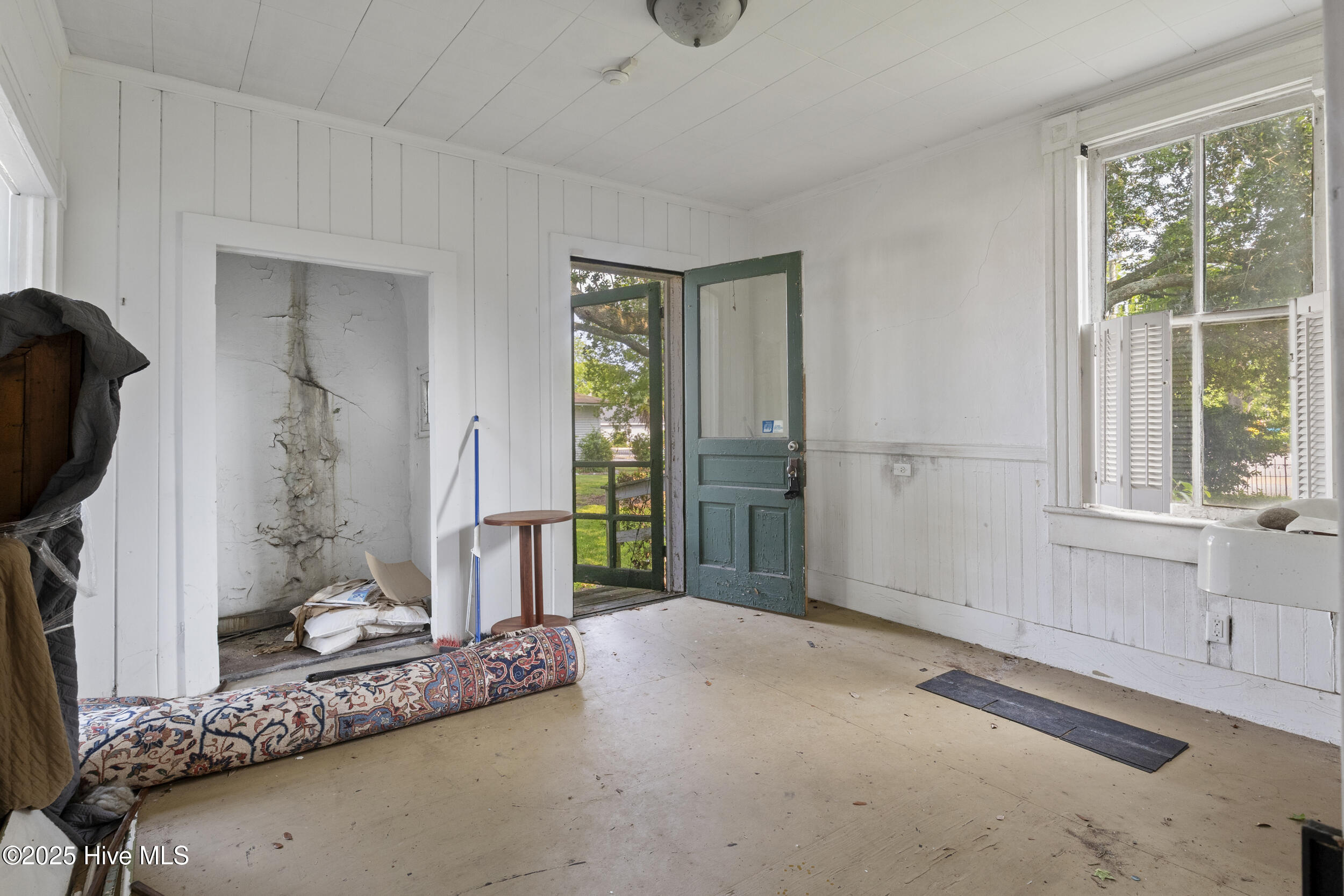 204 S Road Street Property Photo 30