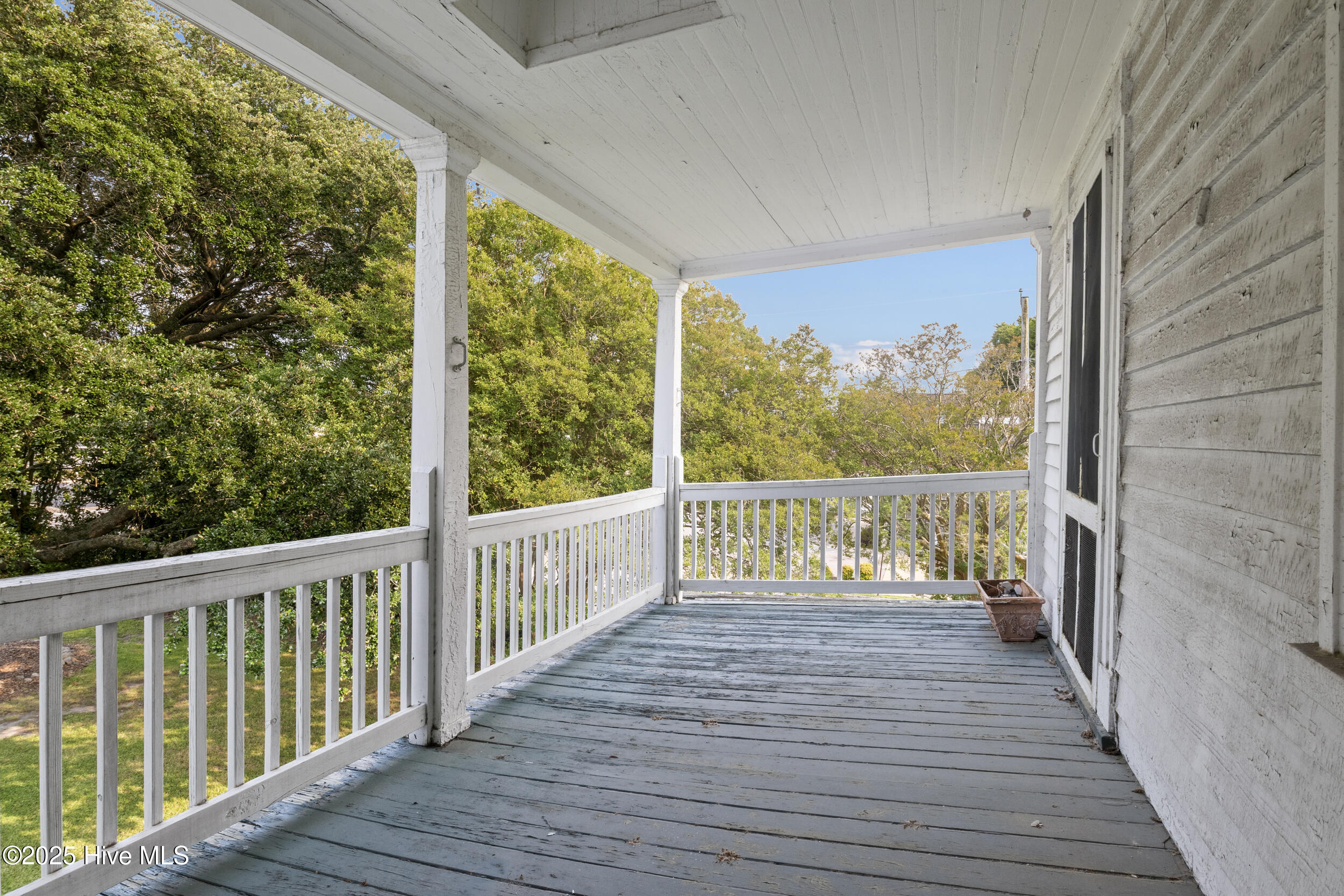 204 S Road Street Property Photo 40