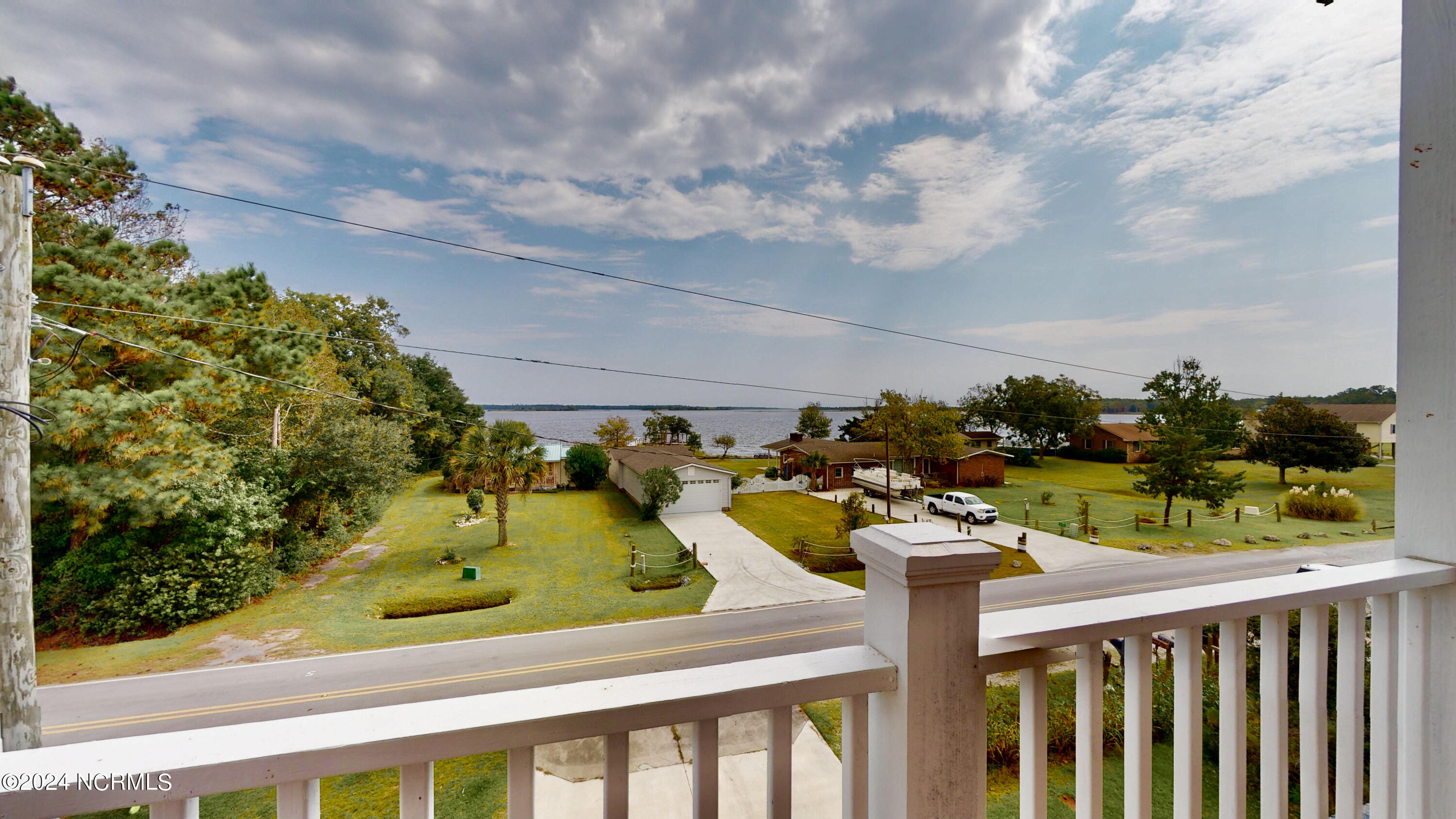 250 Riverside Drive Property Photo 14