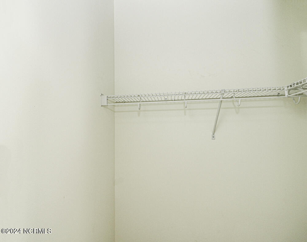 3916 Middleton Drive Property Photo 24
