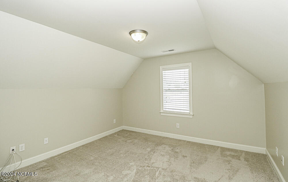 3916 Middleton Drive Property Photo 27