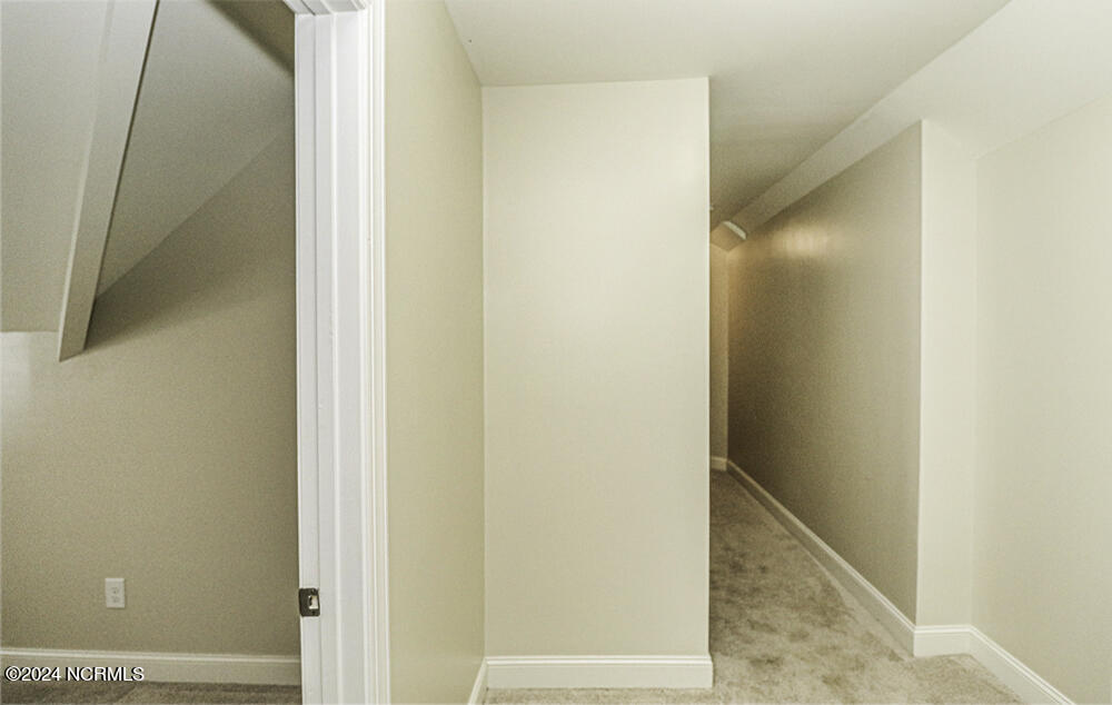 3916 Middleton Drive Property Photo 30