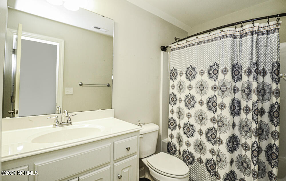 3916 Middleton Drive Property Photo 34