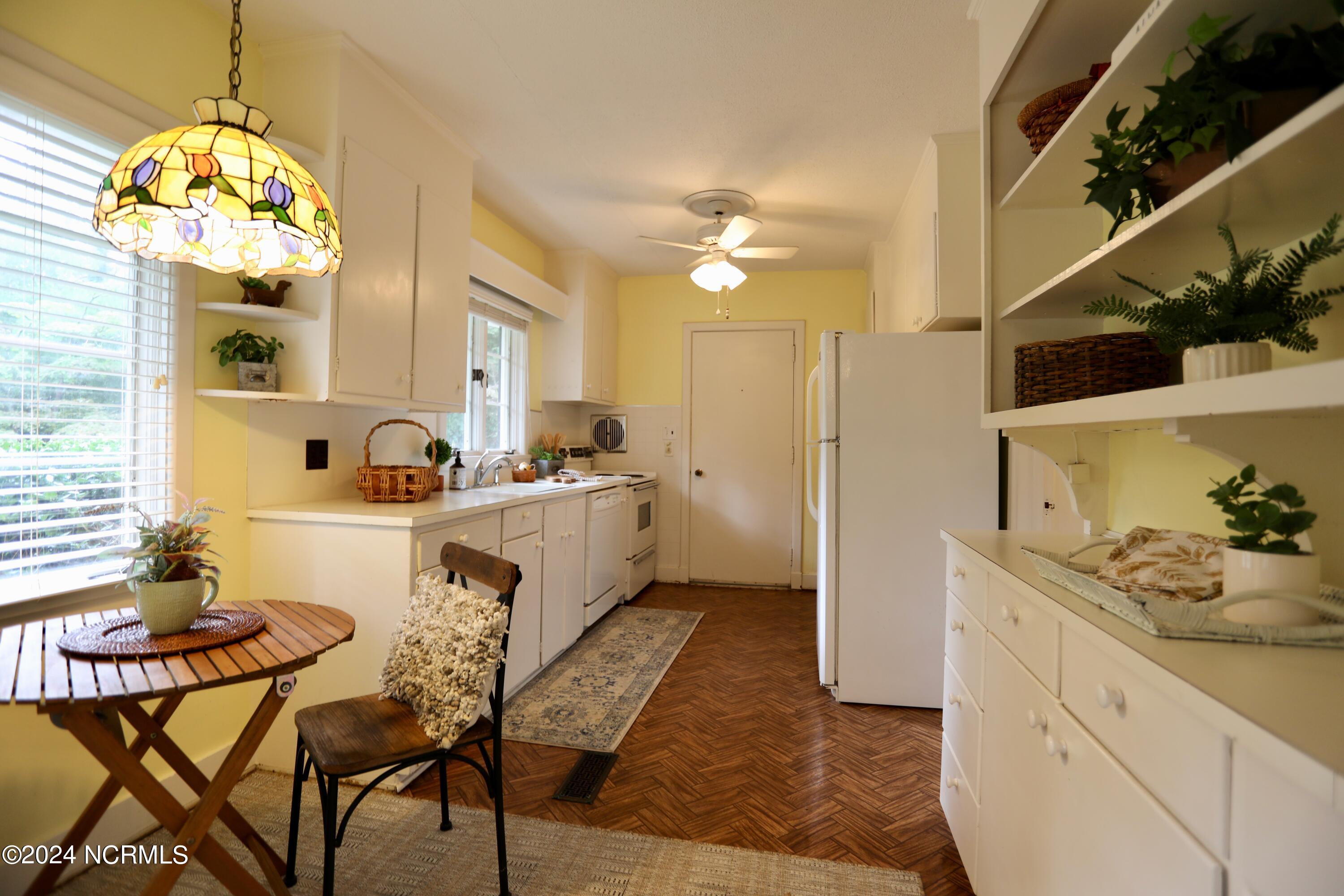 230 Pinegrove Road Property Photo 14