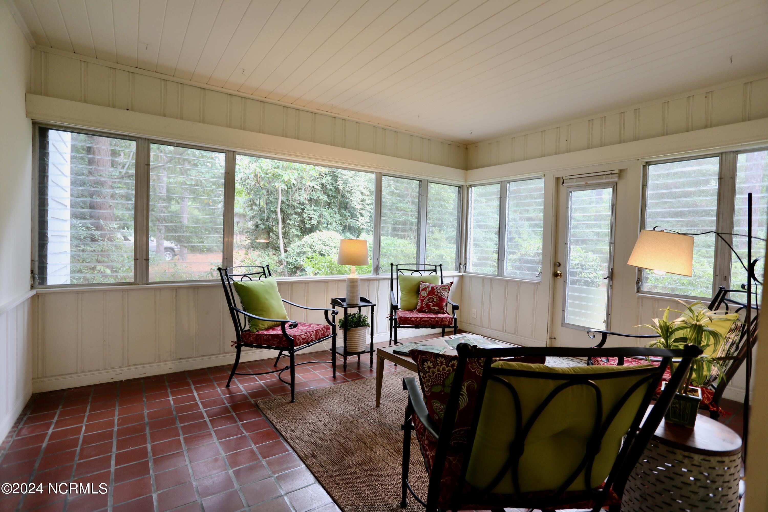 230 Pinegrove Road Property Photo 33