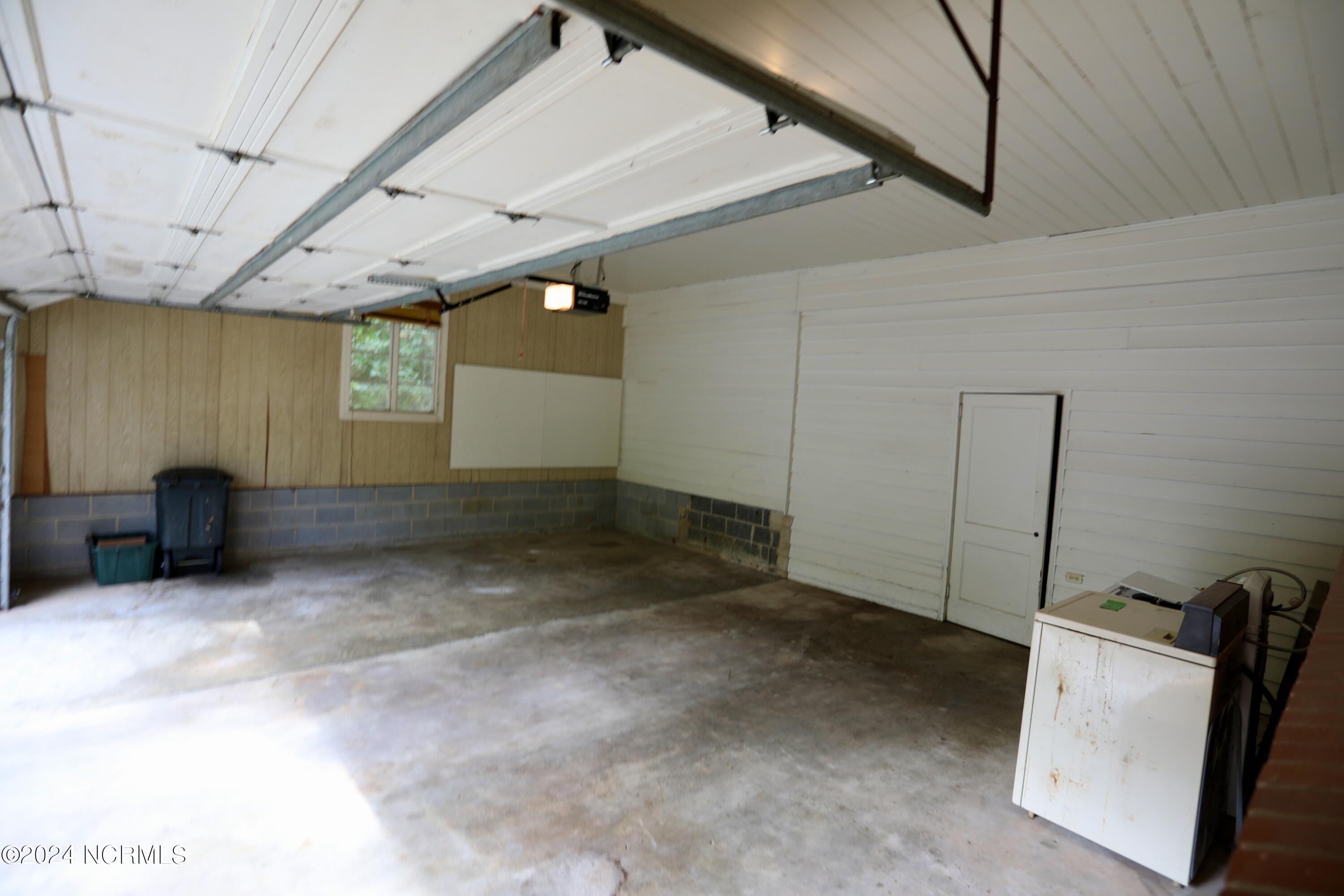 230 Pinegrove Road Property Photo 37