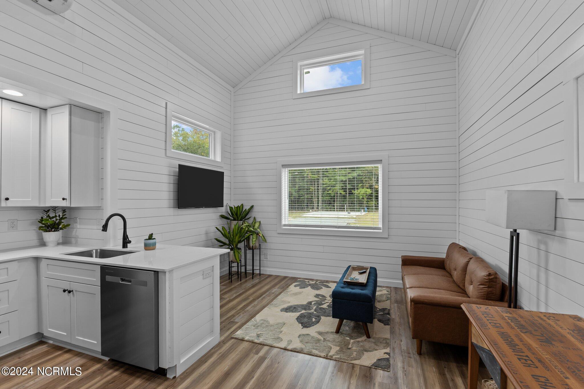124 Long Pond Loop Property Photo 7