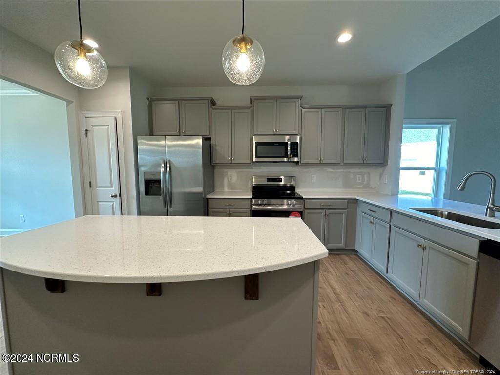 5915 Pondhaven Drive Property Photo 6