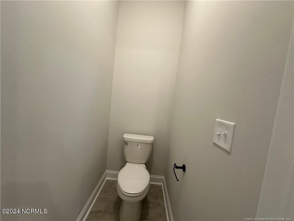 5915 Pondhaven Drive Property Photo 16