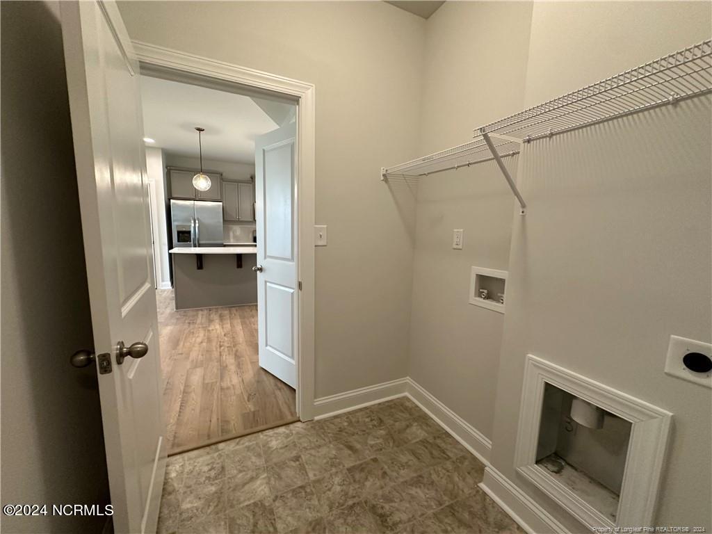 5915 Pondhaven Drive Property Photo 19