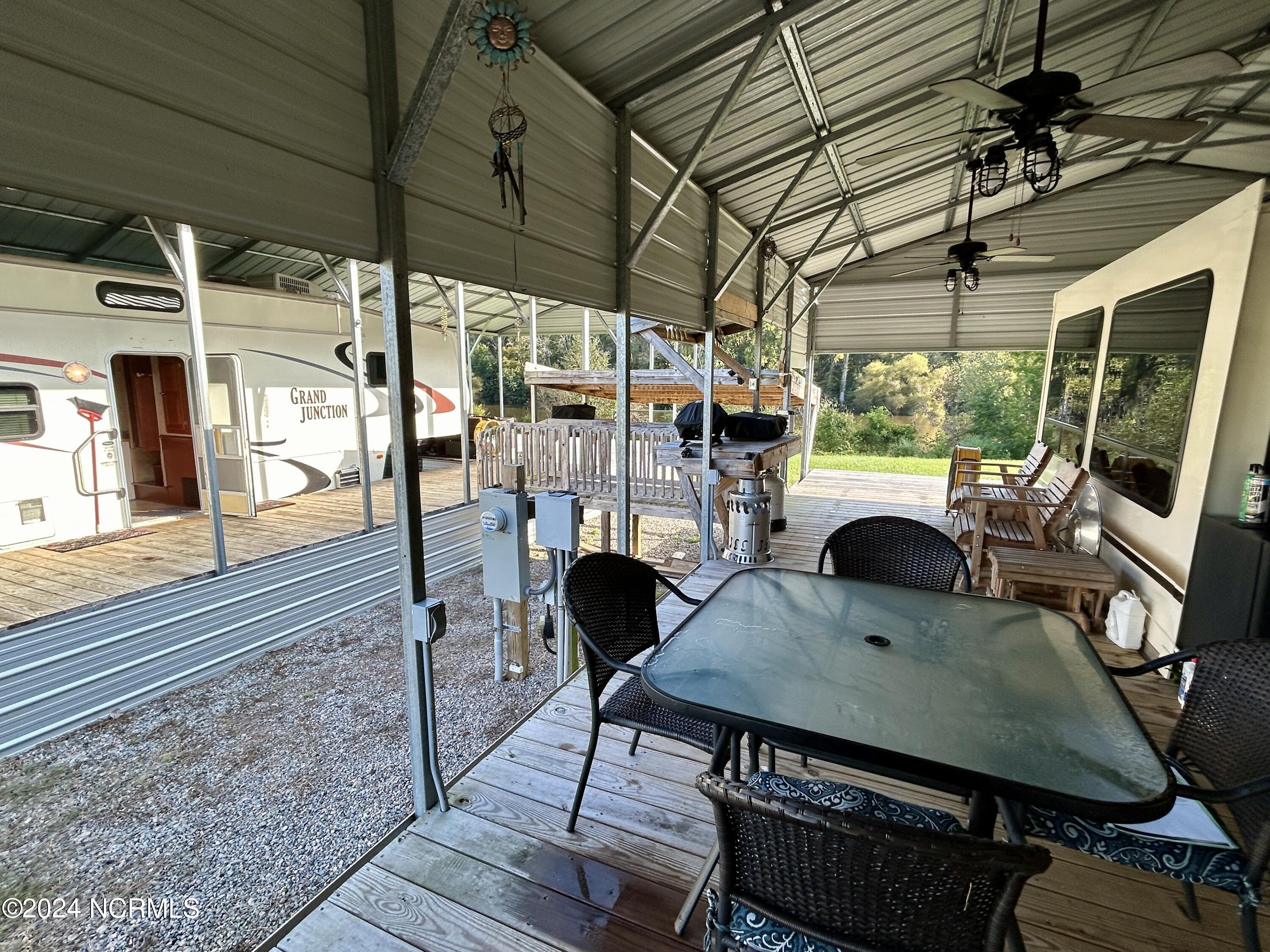 281 Old Sr 1801 Property Photo 15