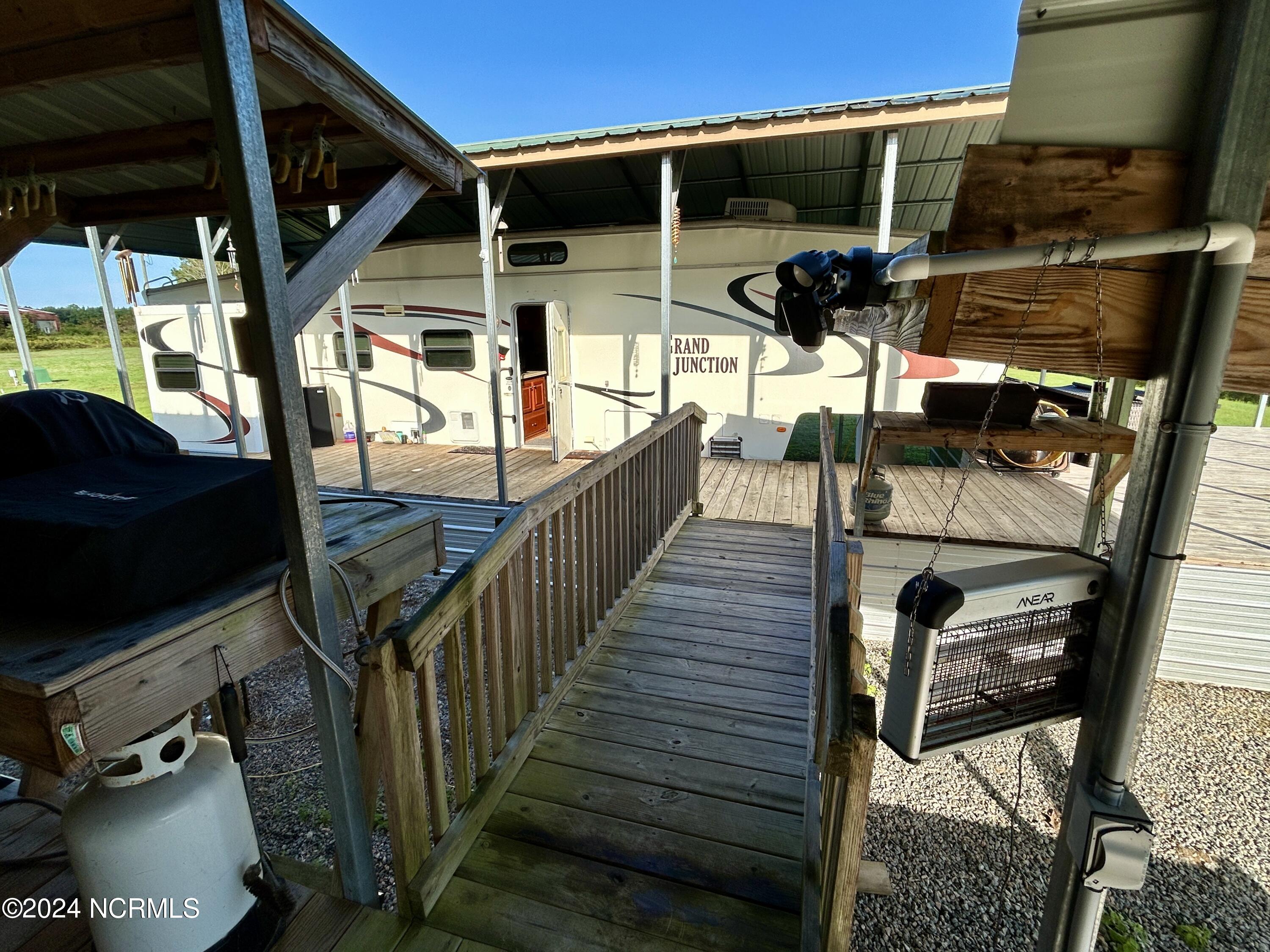 281 Old Sr 1801 Property Photo 36