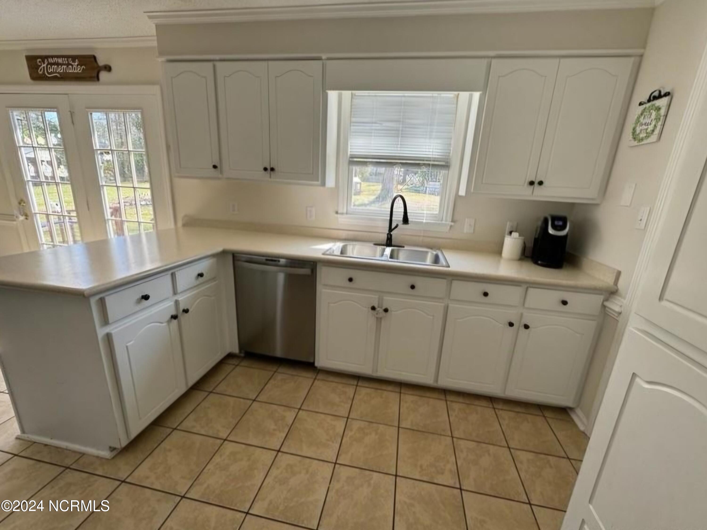102 Mcduffie Place Property Photo 6