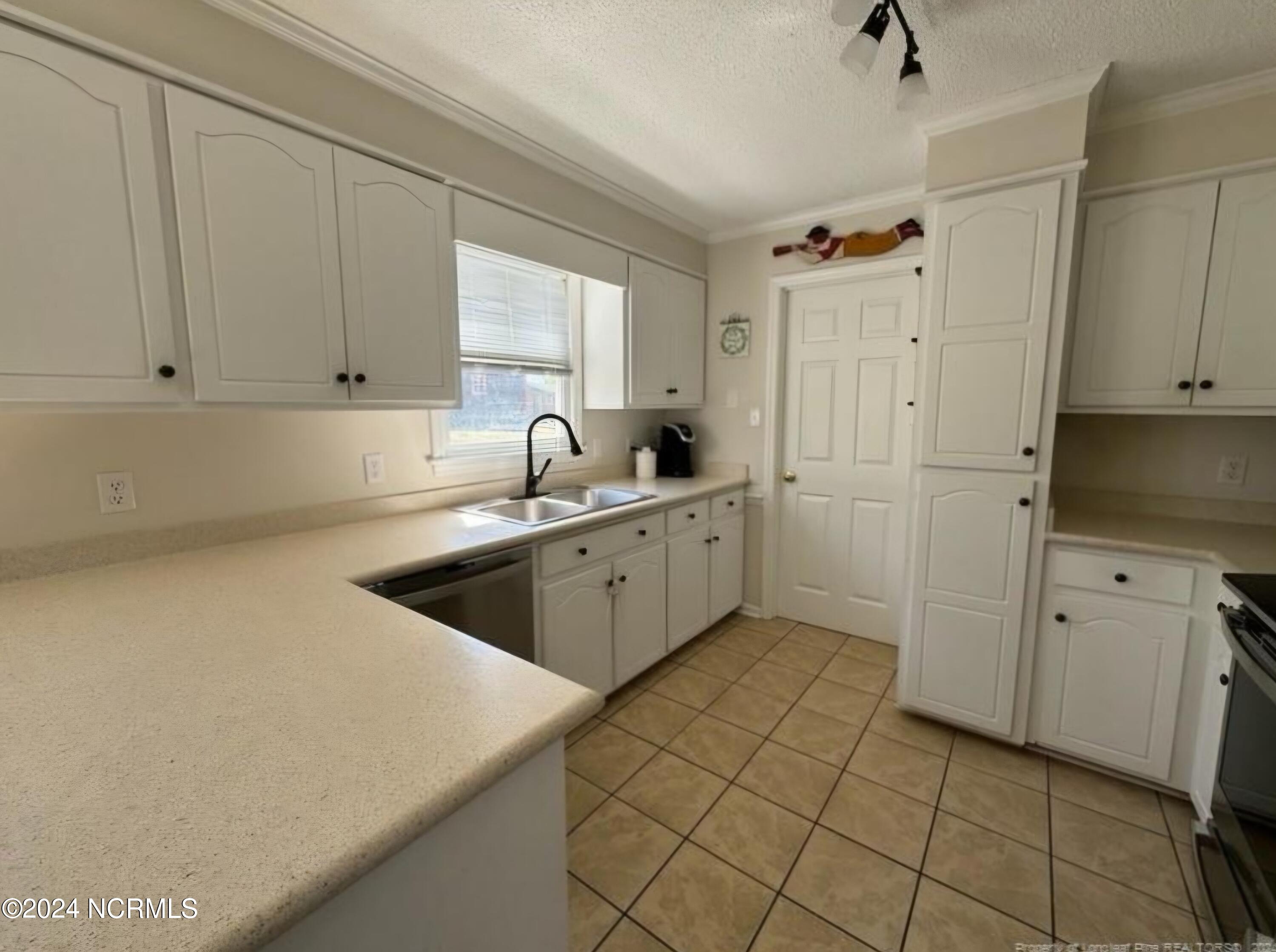 102 Mcduffie Place Property Photo 7
