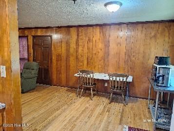 213 W Burkhead Street Property Photo 3