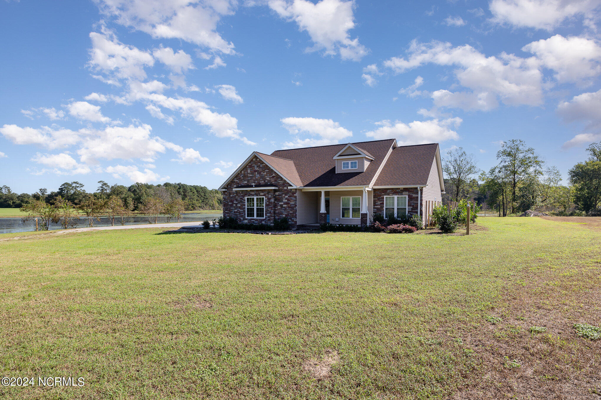 316 Guy Sanderson Road Property Photo 2