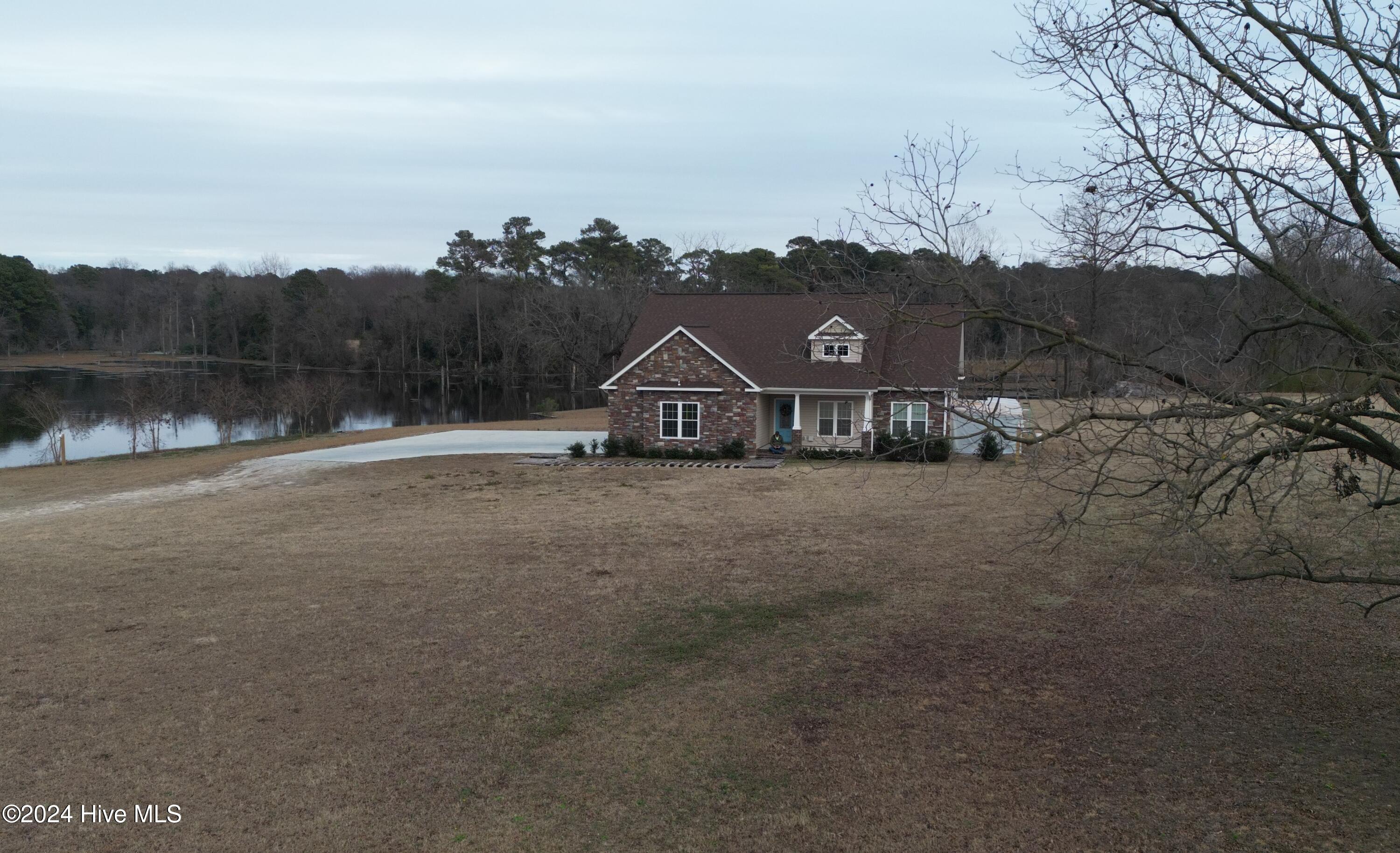 316 Guy Sanderson Road Property Photo 4