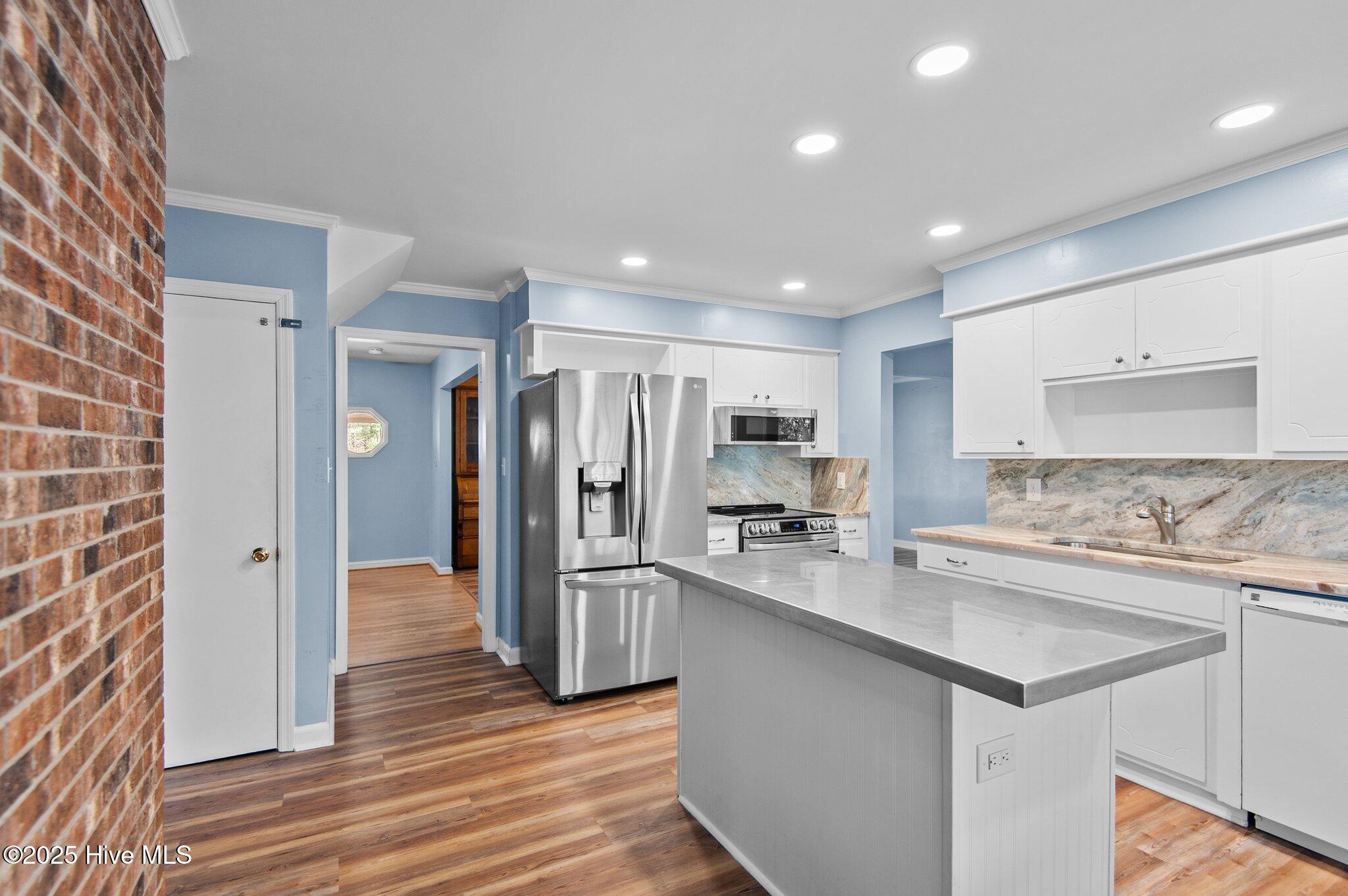 217 Randomwood Lane Property Photo 10