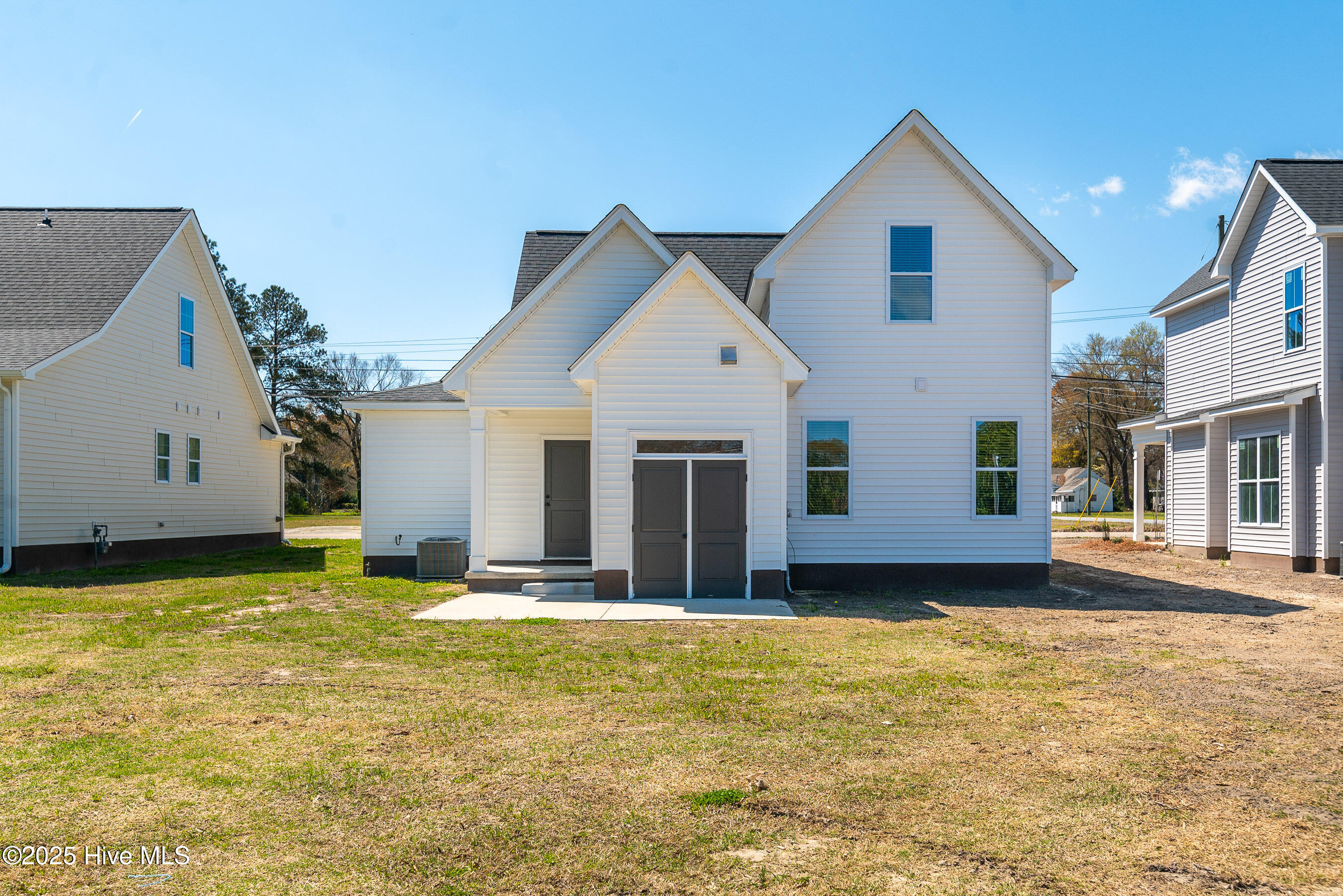 3842 W Wilson Street Property Photo 58