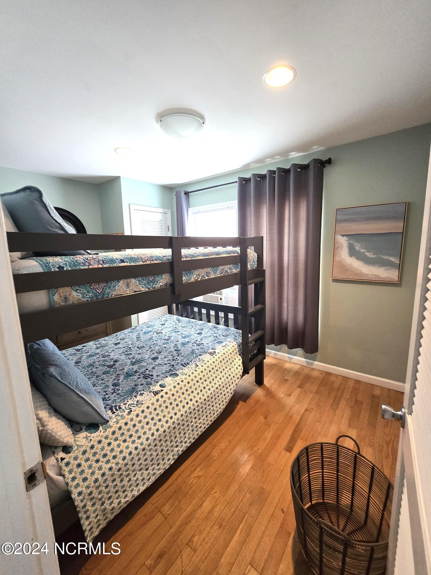 2712 Island Drive Property Photo 27