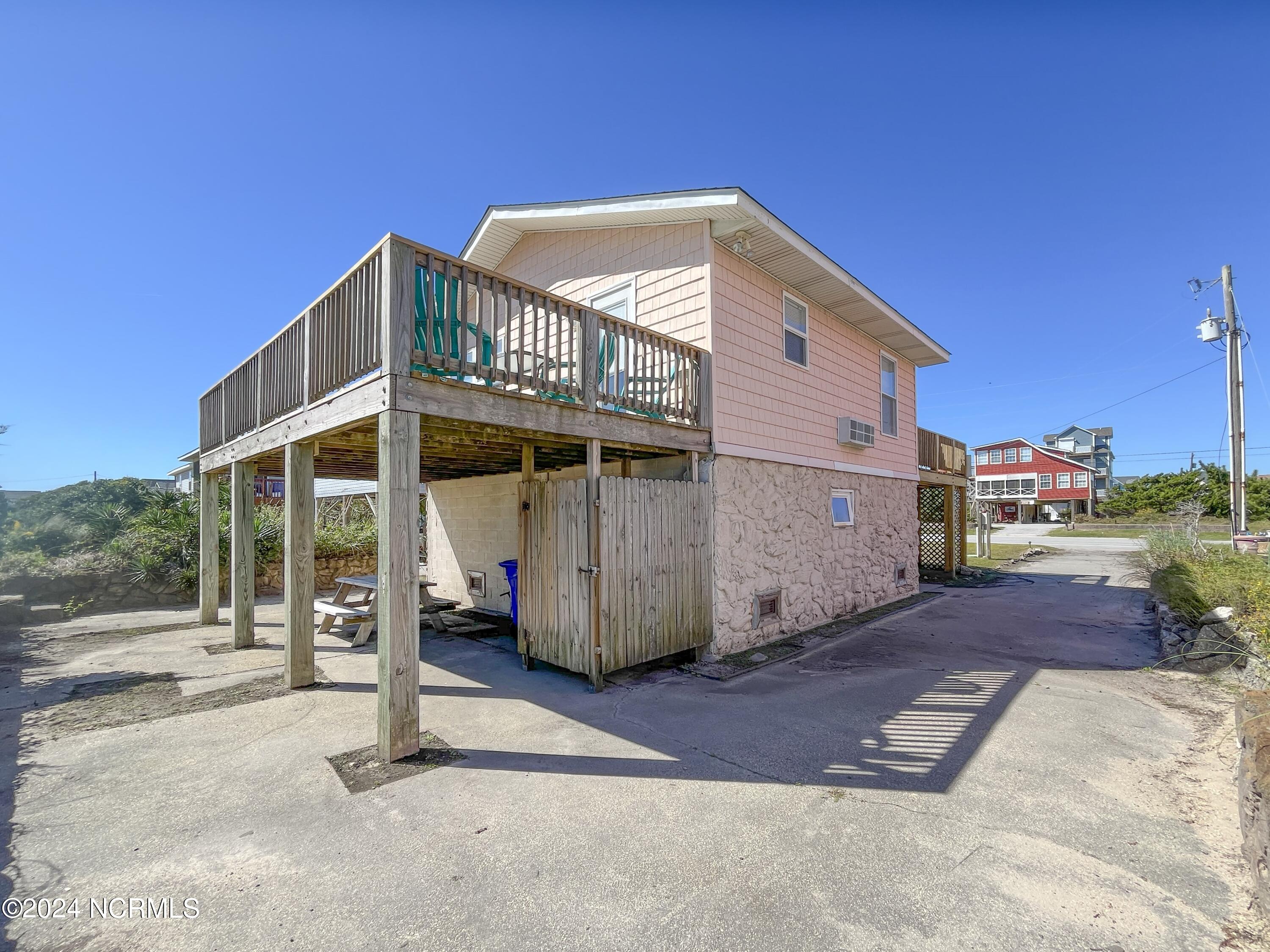 2712 Island Drive Property Photo 37