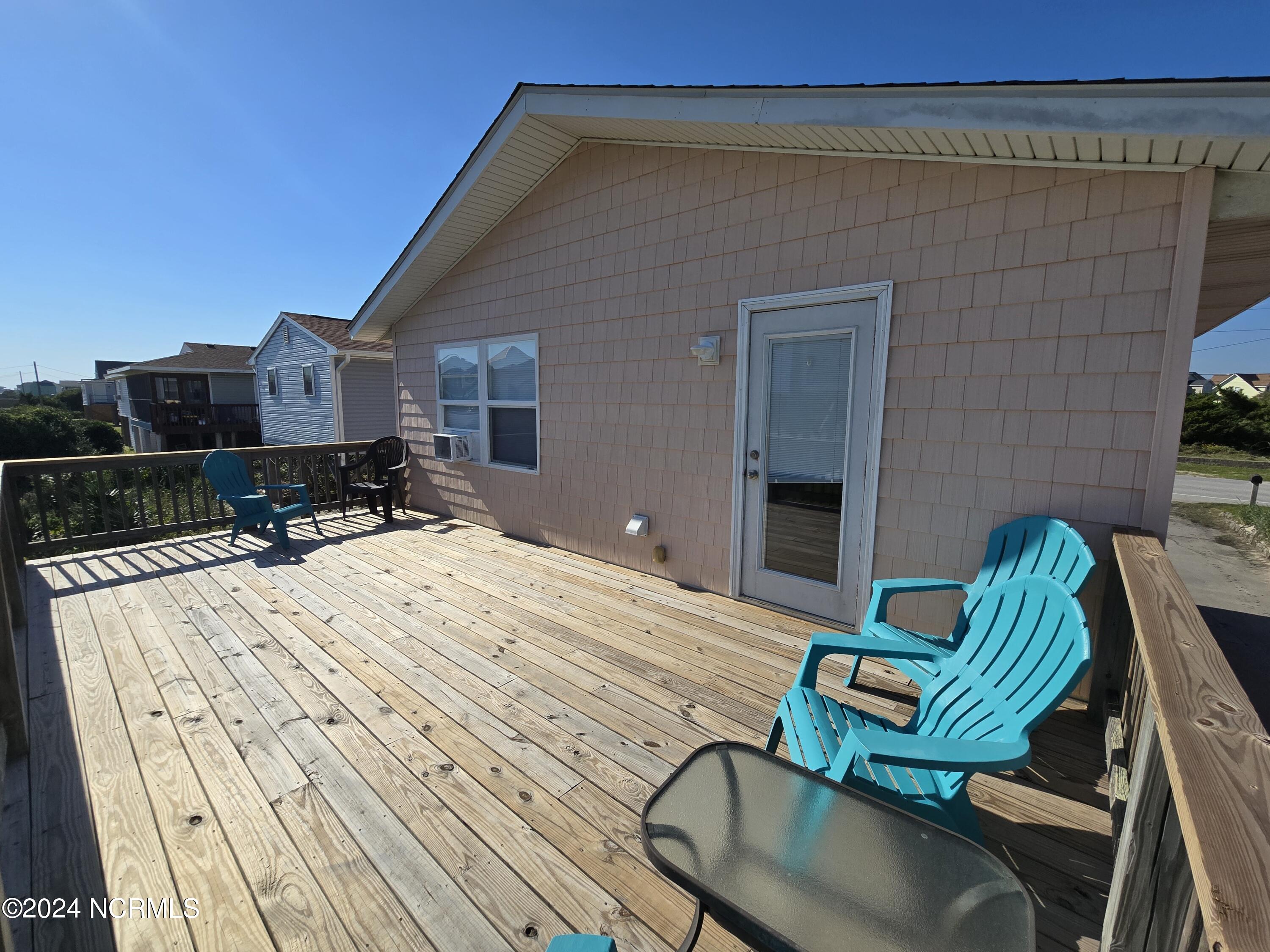 2712 Island Drive Property Photo 43