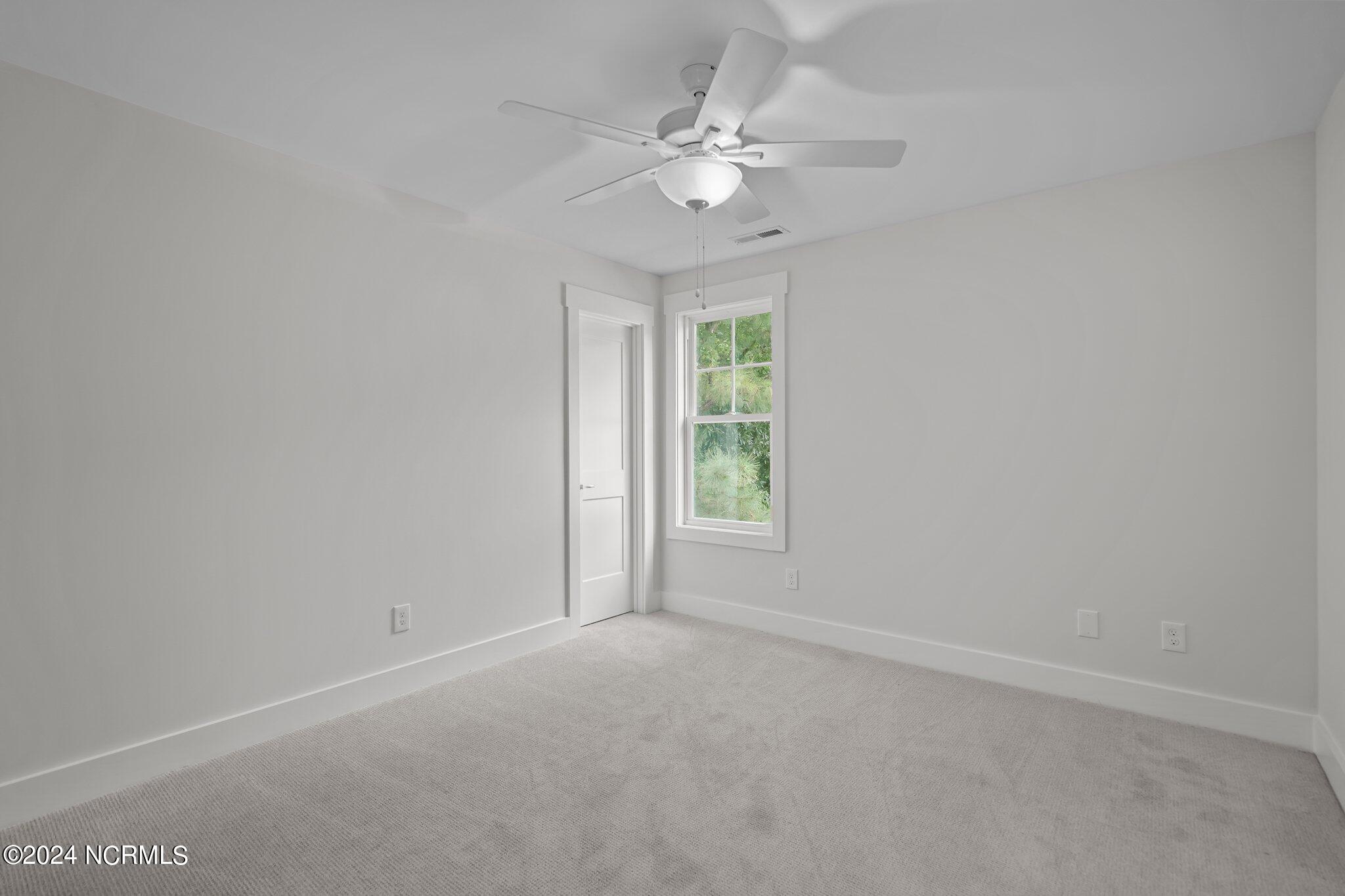 3212 Belmont Circle Property Photo 22