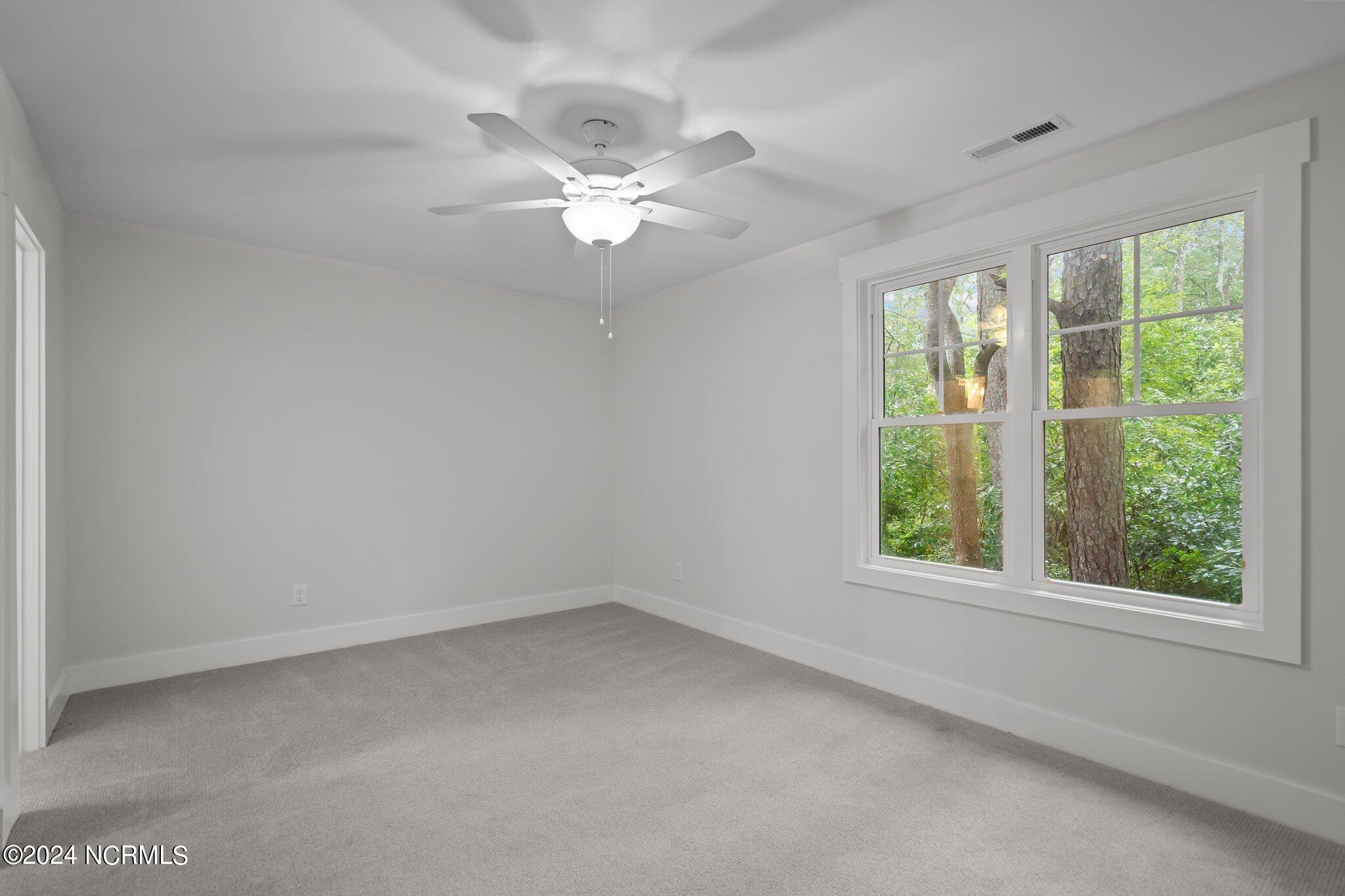 3212 Belmont Circle Property Photo 29