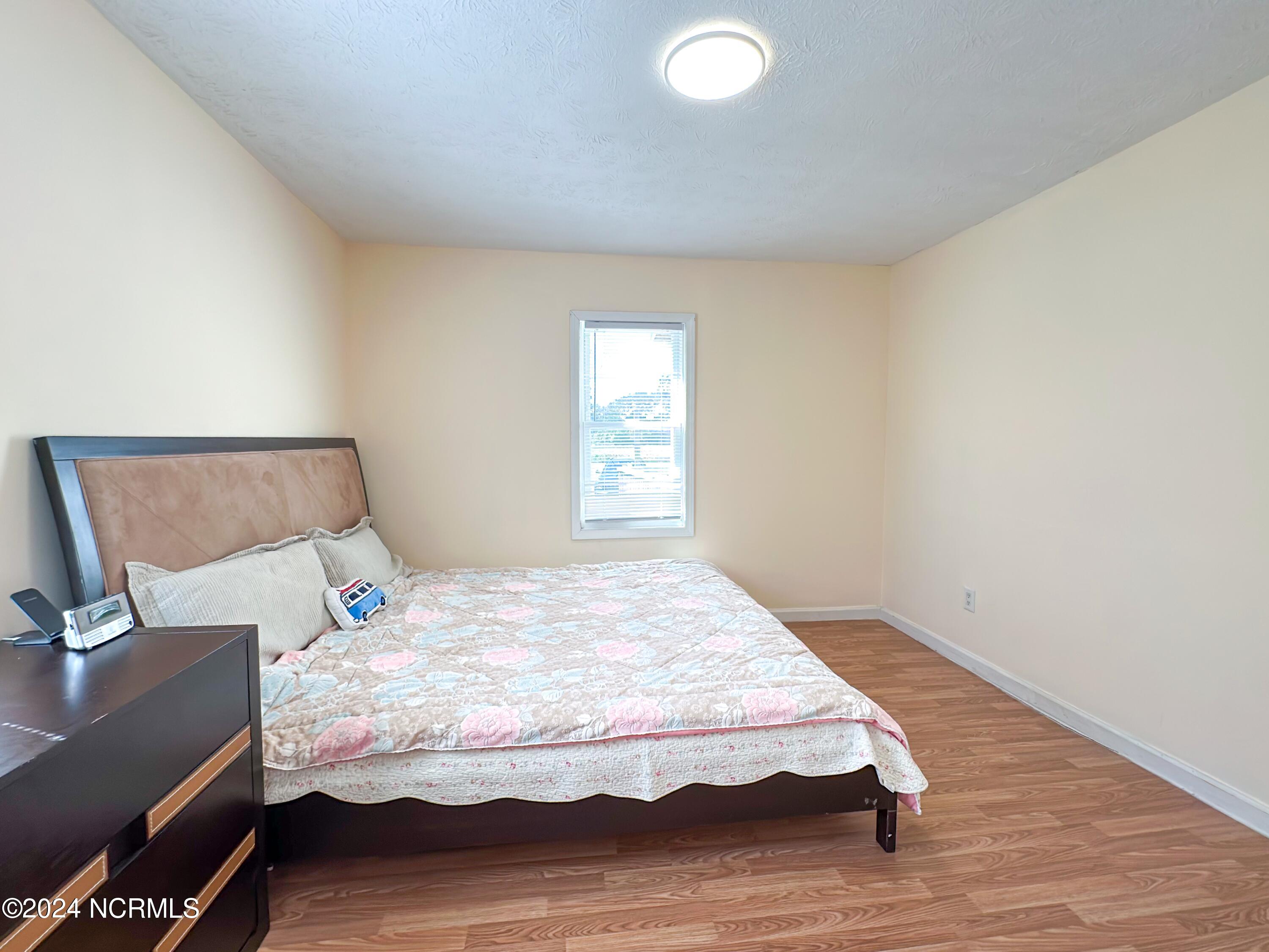 5217 Highway 101 Property Photo 11